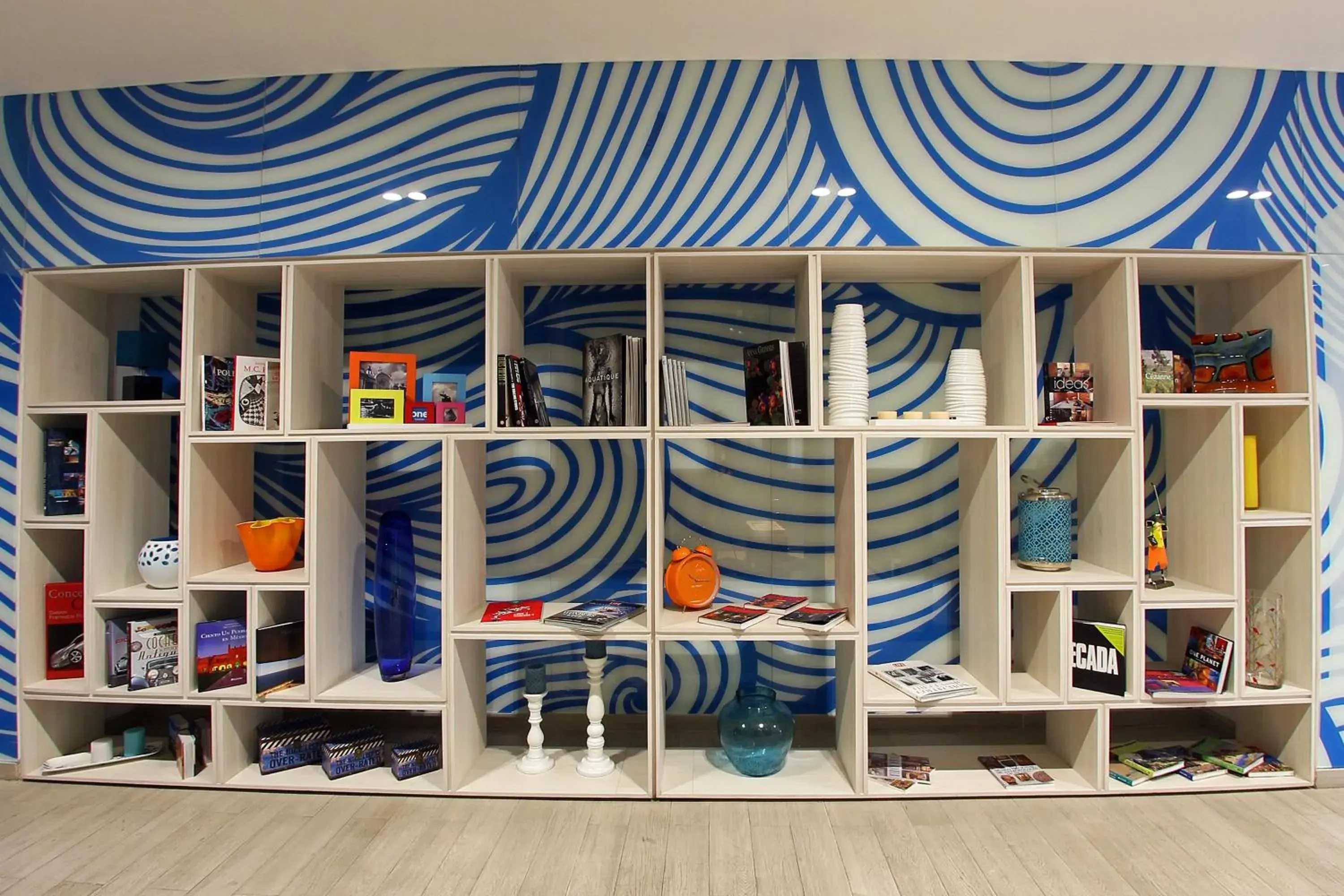 Lobby or reception in One Periferico Sur Lobby or reception in One Periferico Sur