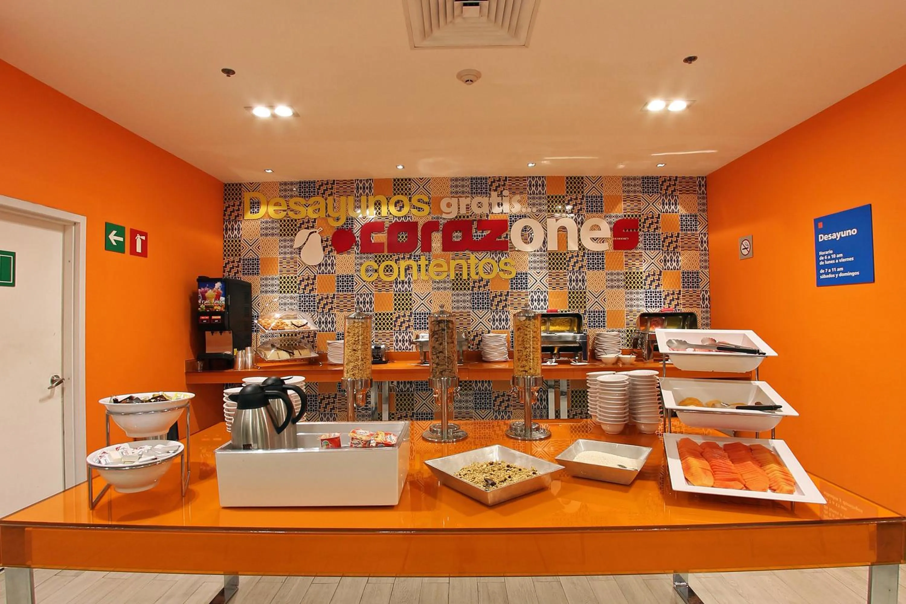 Restaurant/places to eat in One Periferico Sur