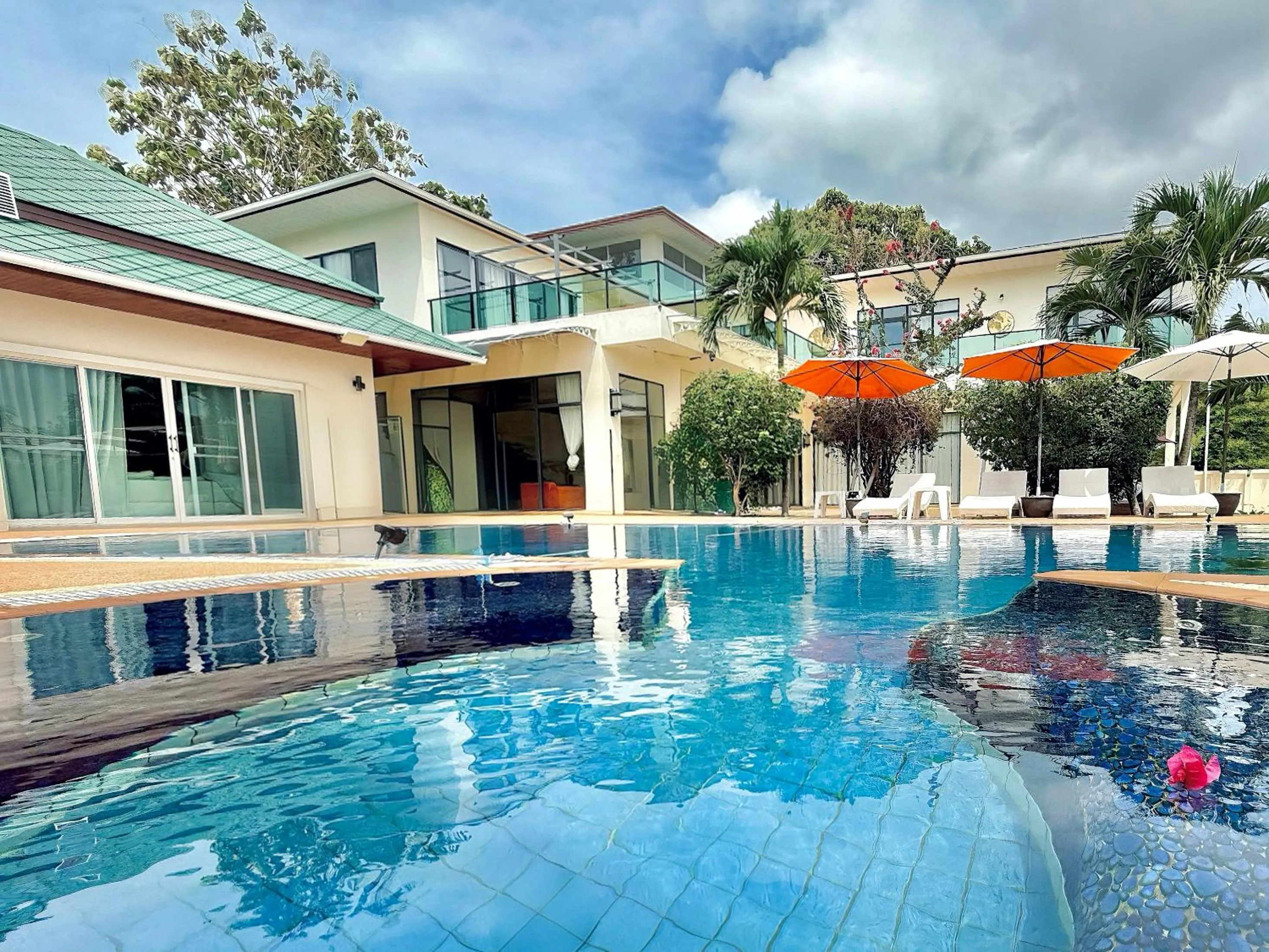 Chuan Pool Villa Rawai Phuket