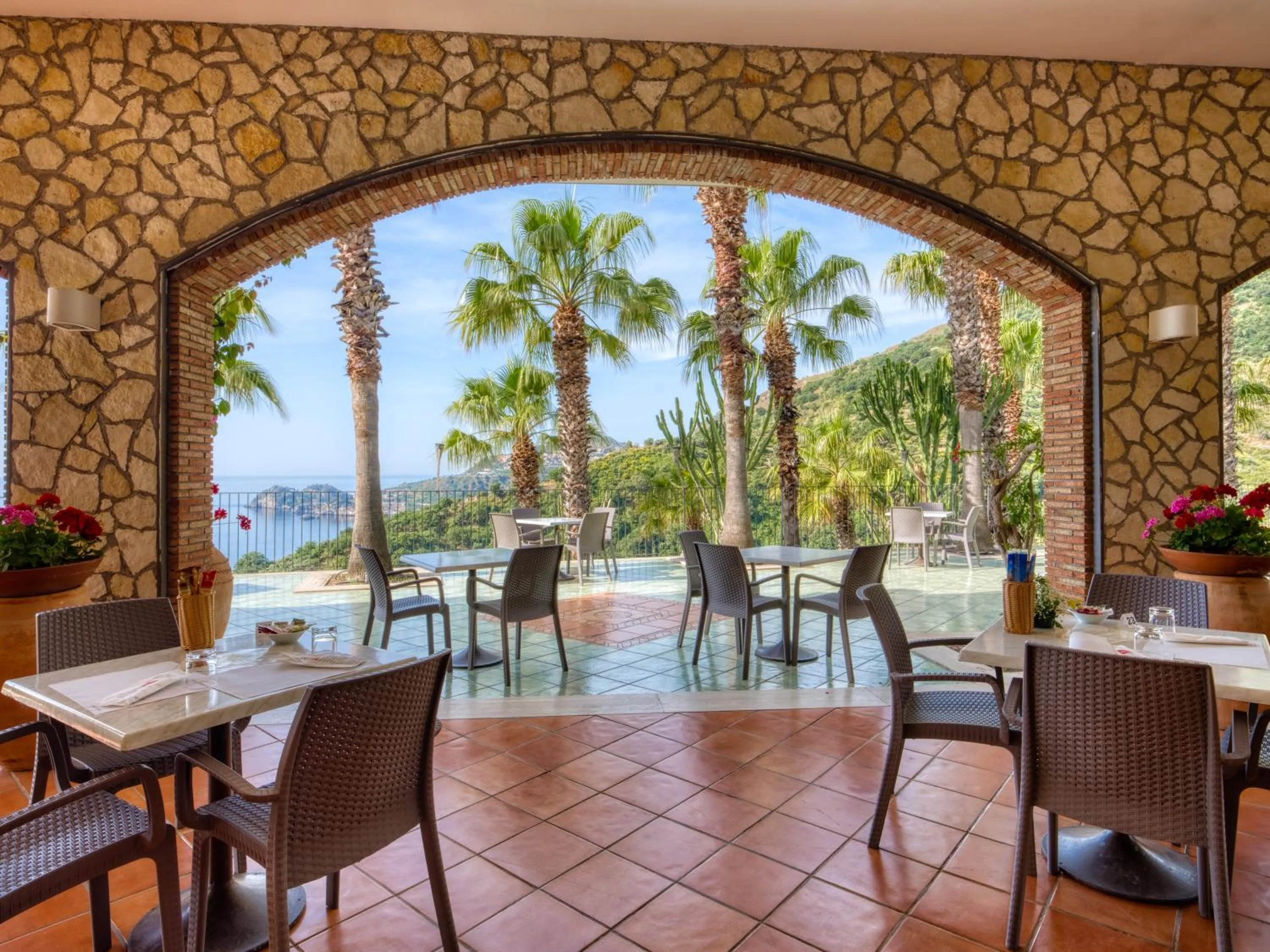 Restaurant/places to eat in Hotel Olimpo le Terrazze