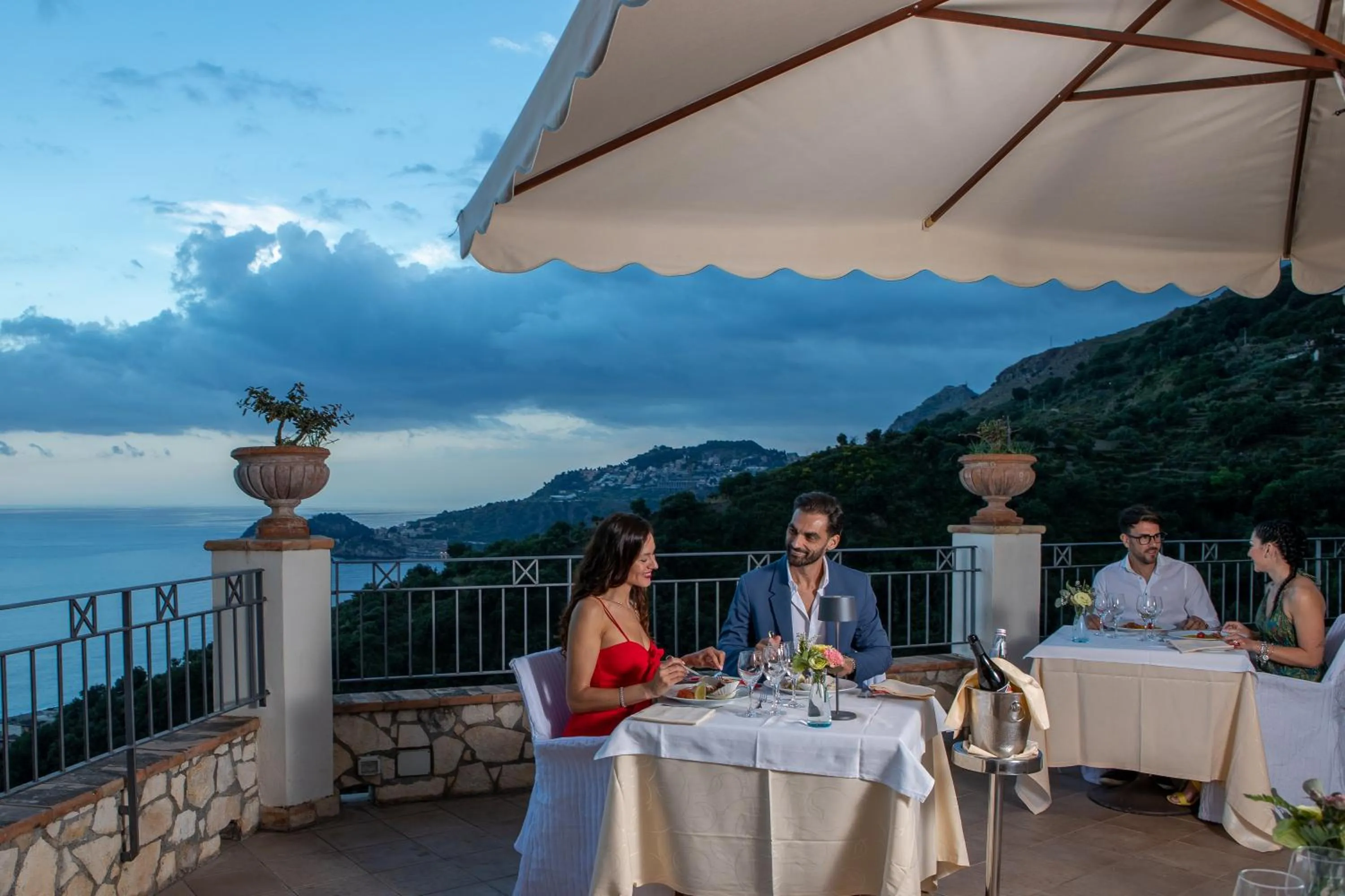 Restaurant/places to eat in Hotel Olimpo le Terrazze