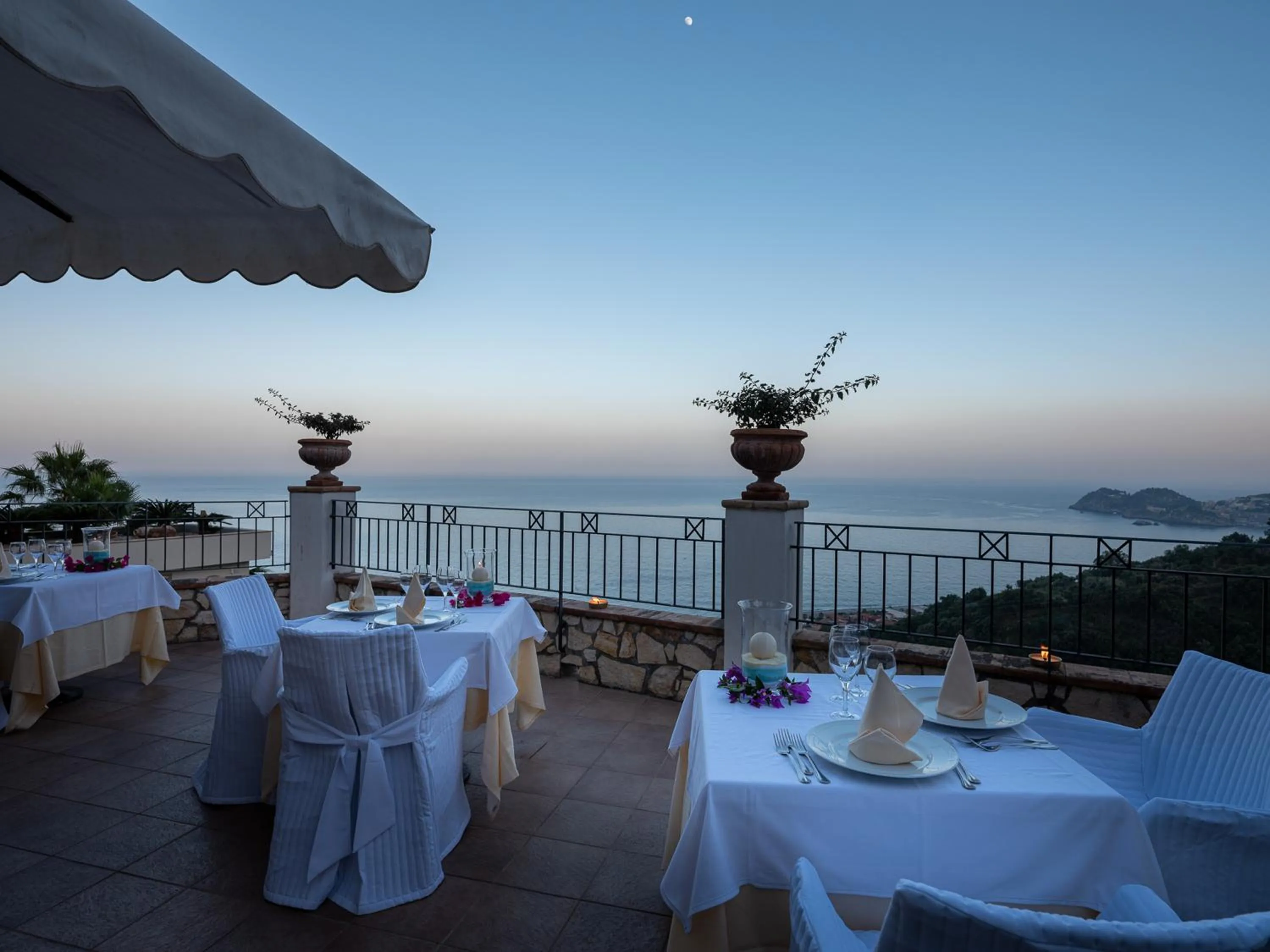 Restaurant/places to eat in Hotel Olimpo le Terrazze