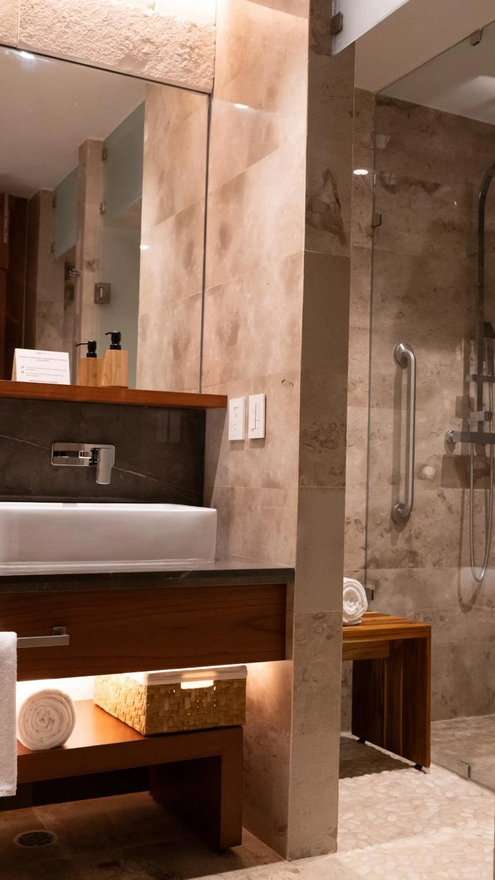 Shower in Hotel Mundo Maya Nuevo Uxmal