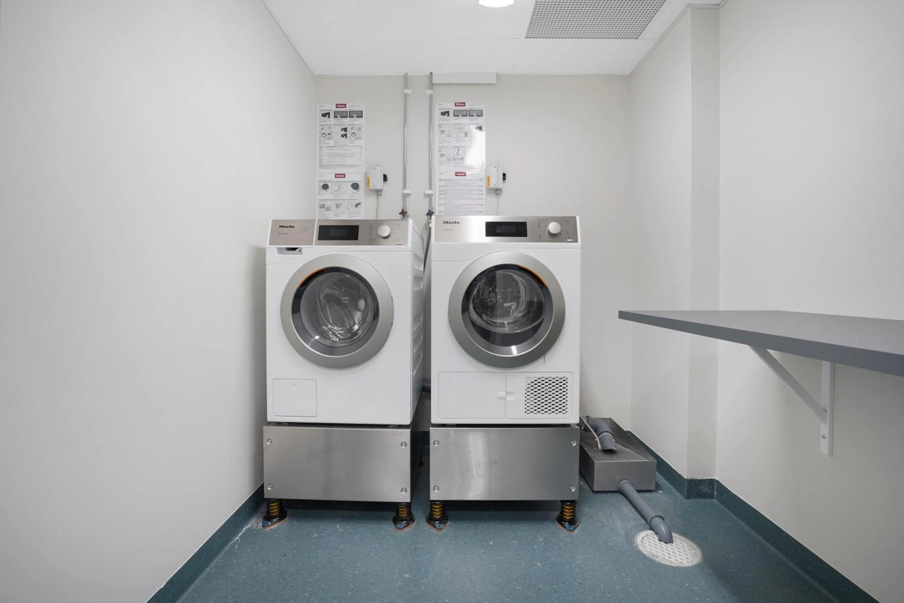 laundry in Injoy Premium Hotel Uppsala
