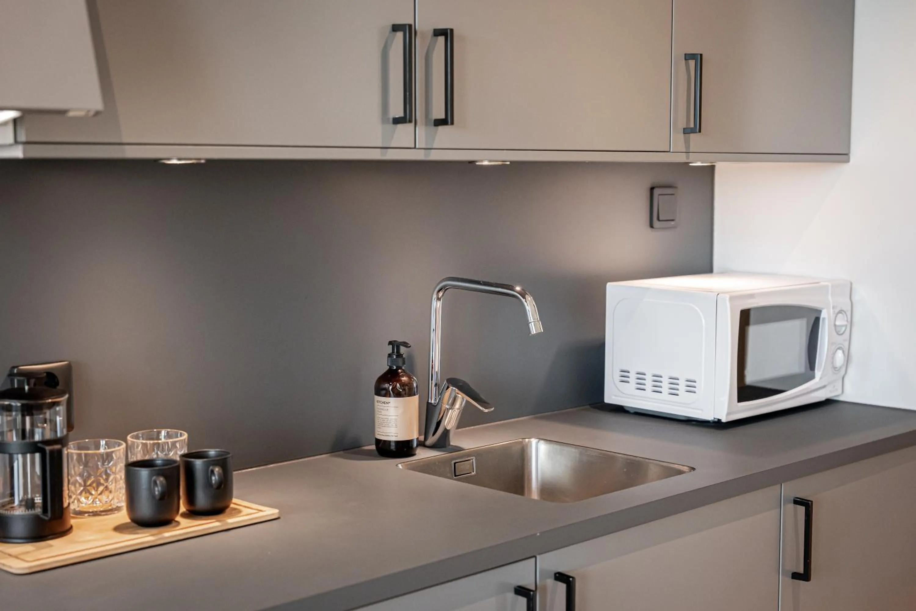 Coffee/tea facilities in Injoy Premium Hotel Uppsala