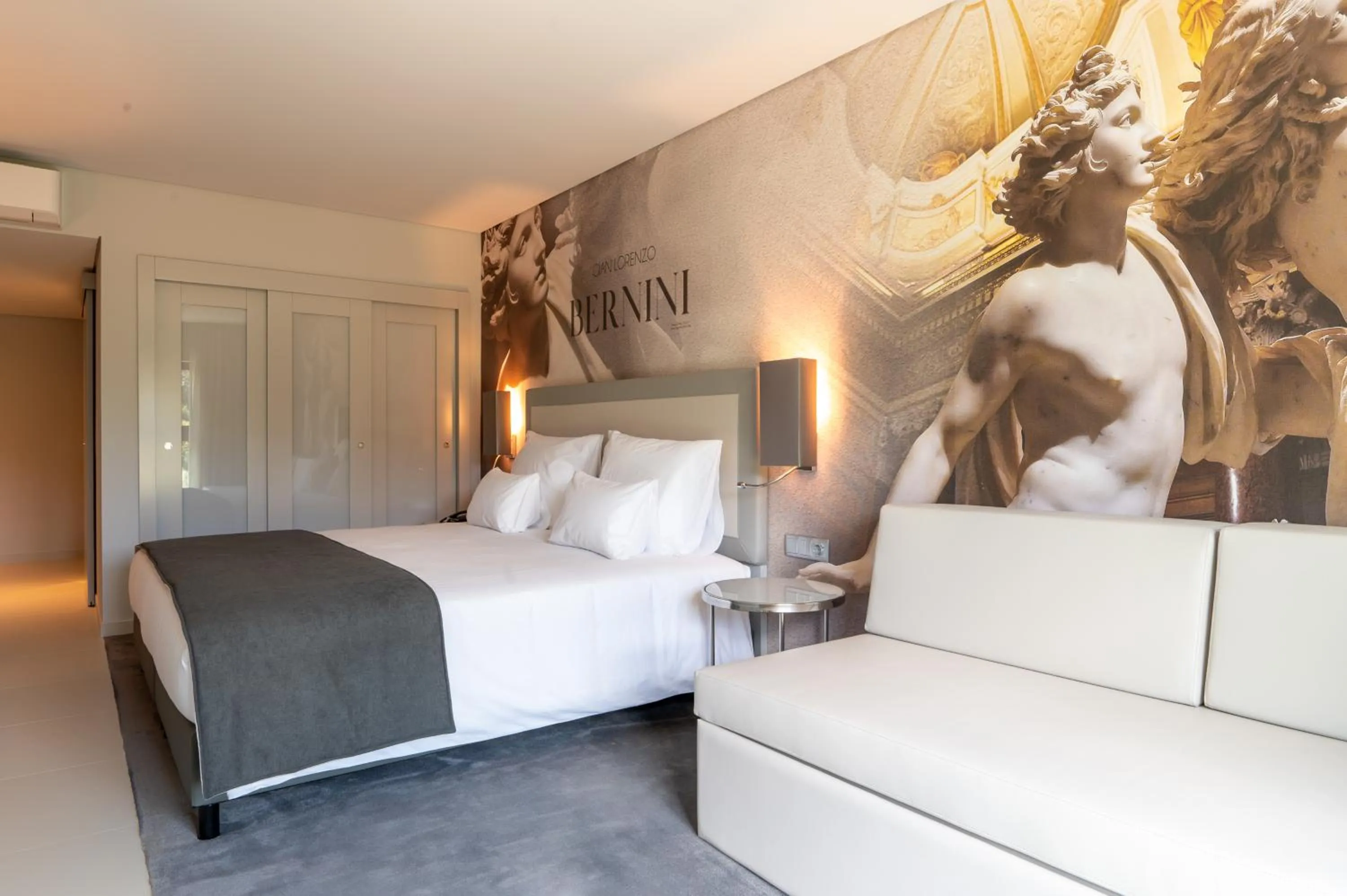 Bedroom, Bed in Vila Gale Collection Ponte de Lima