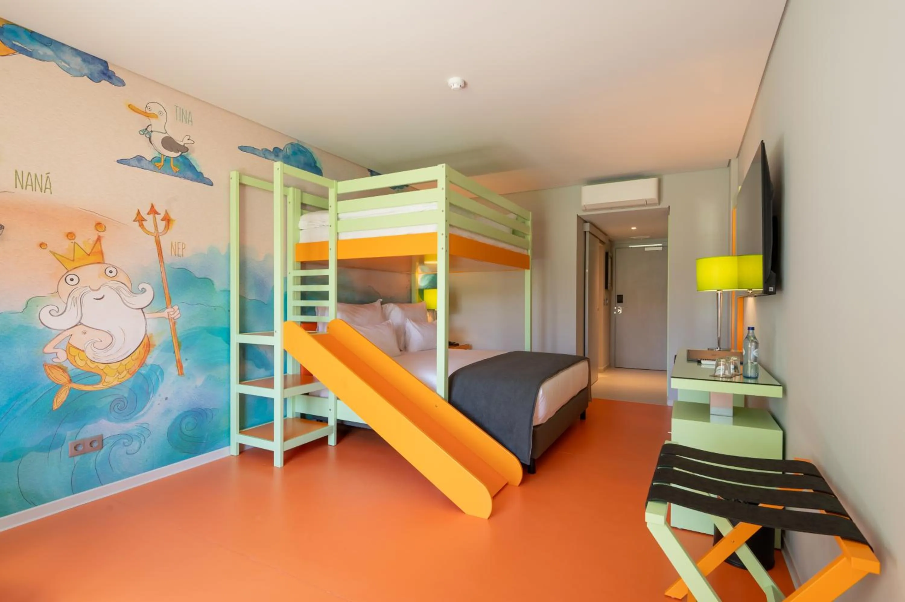 Bedroom, Bed in Vila Gale Collection Ponte de Lima