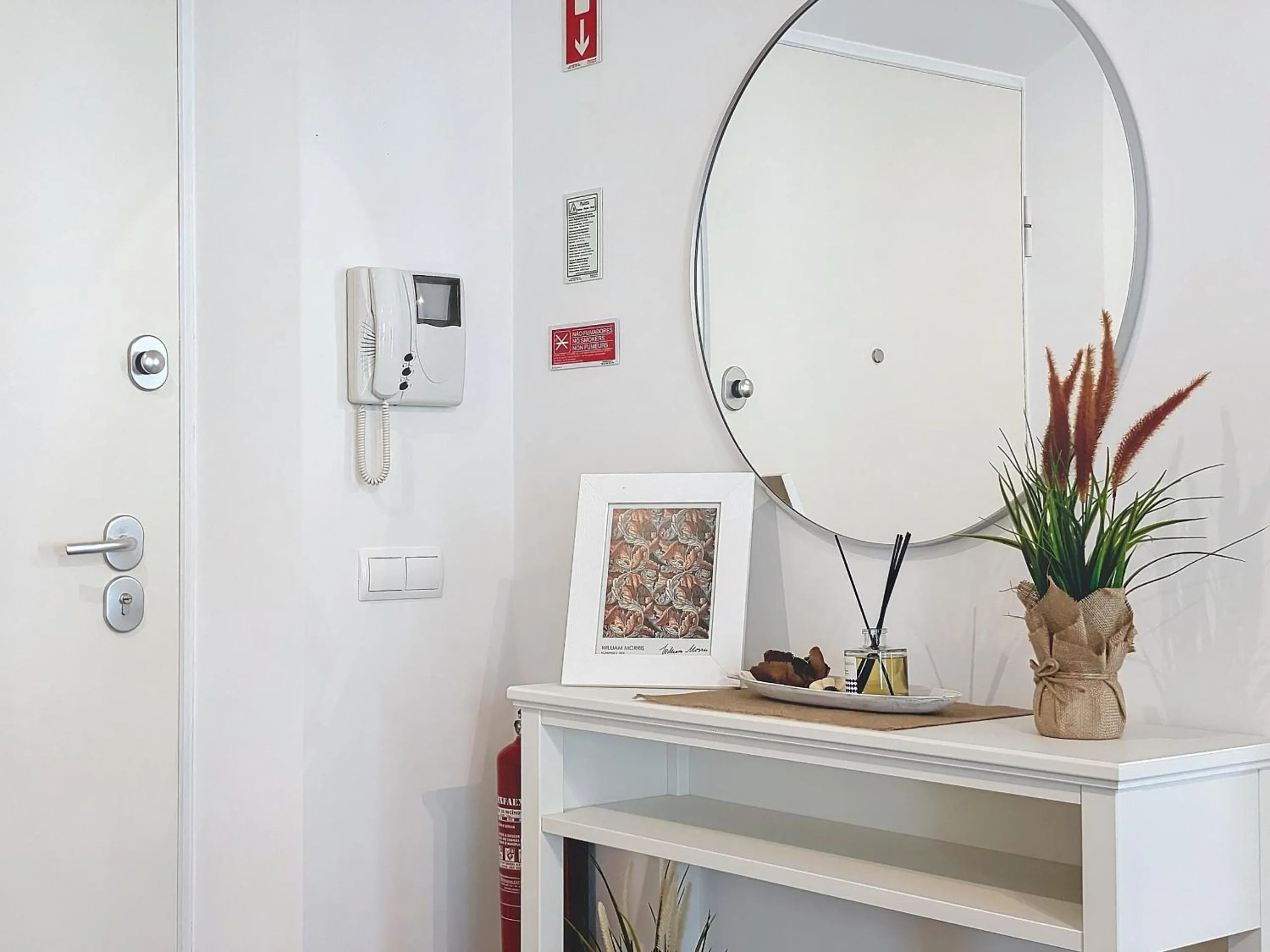 Decorative detail in Acanto Loft by Atlantic Holiday