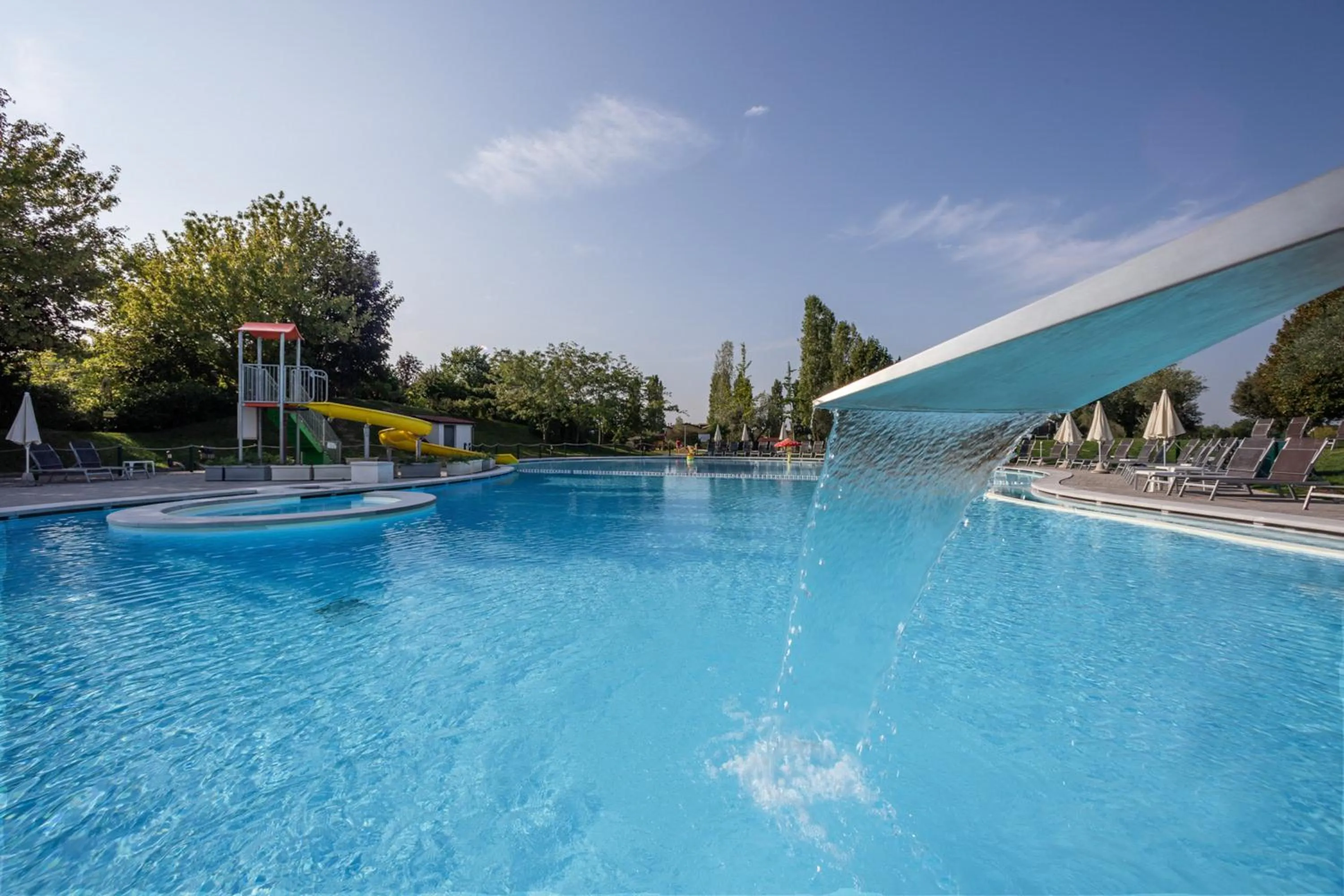 Swimming pool in Parc Hotel