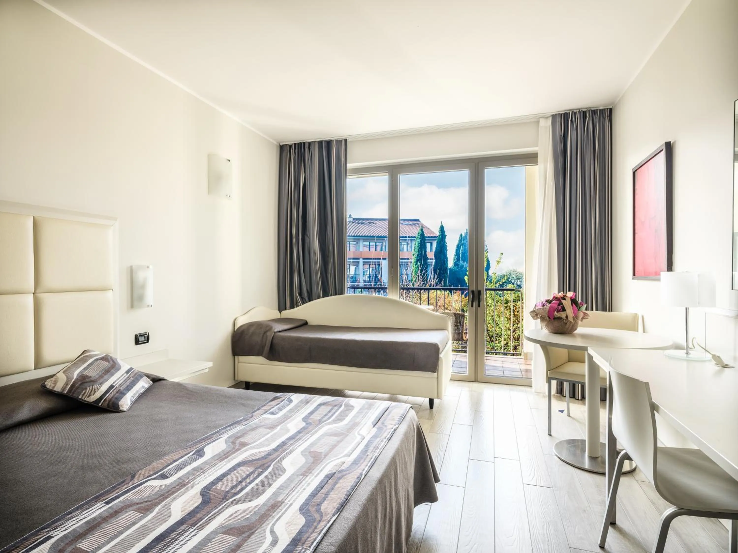 Bedroom, Bed in Parc Hotel