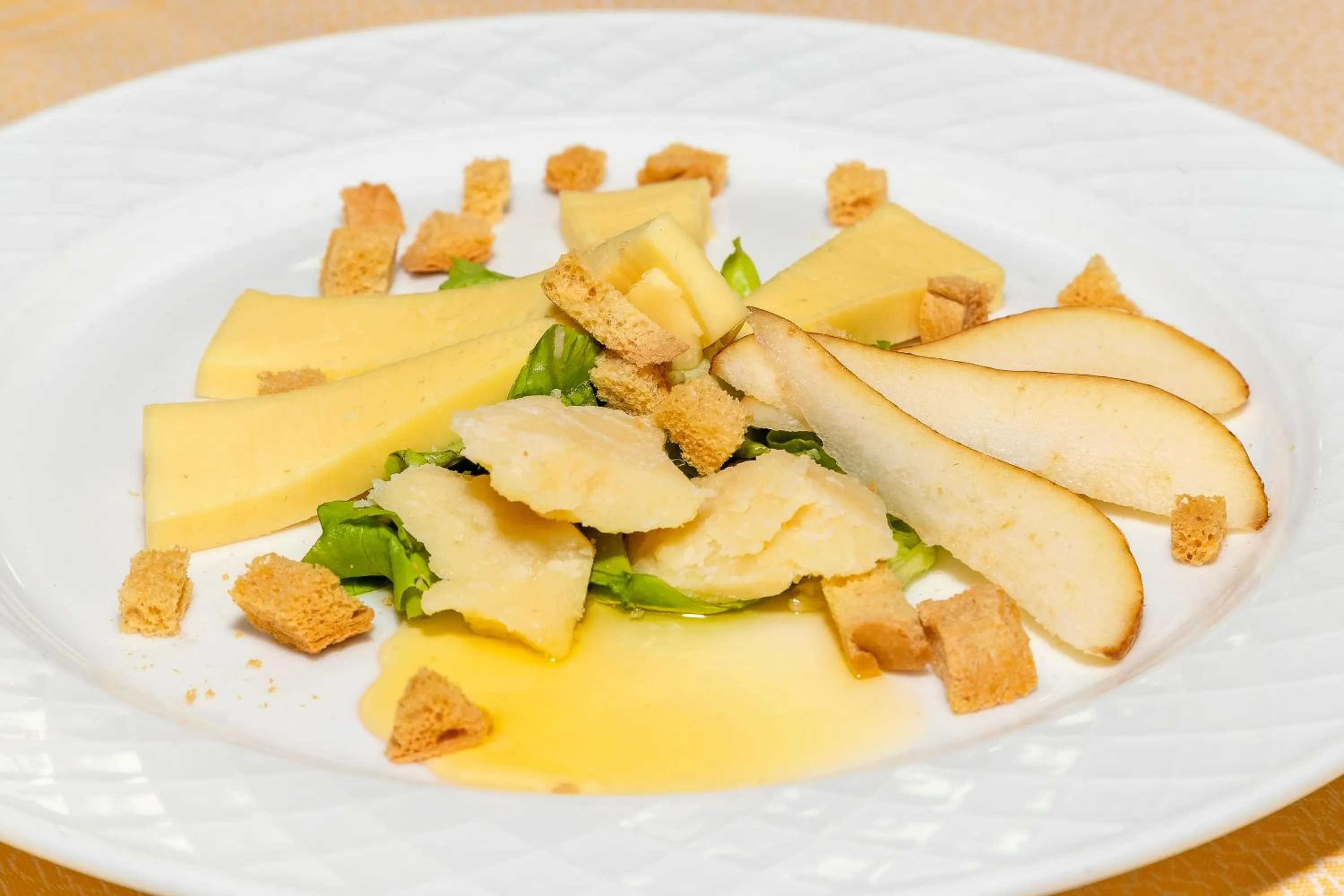 Restaurant/places to eat in Parc Hotel