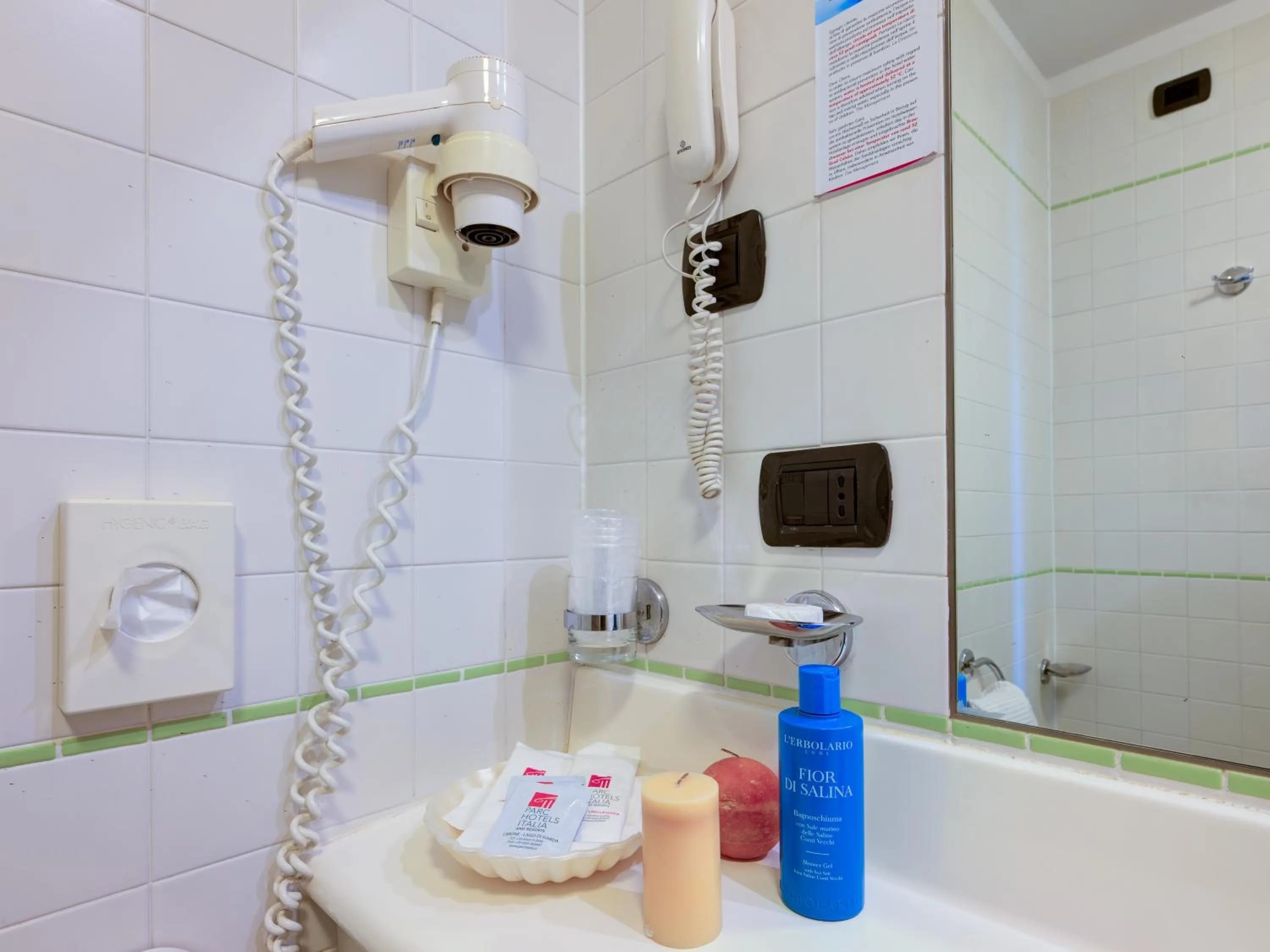 Bathroom in Parc Hotel