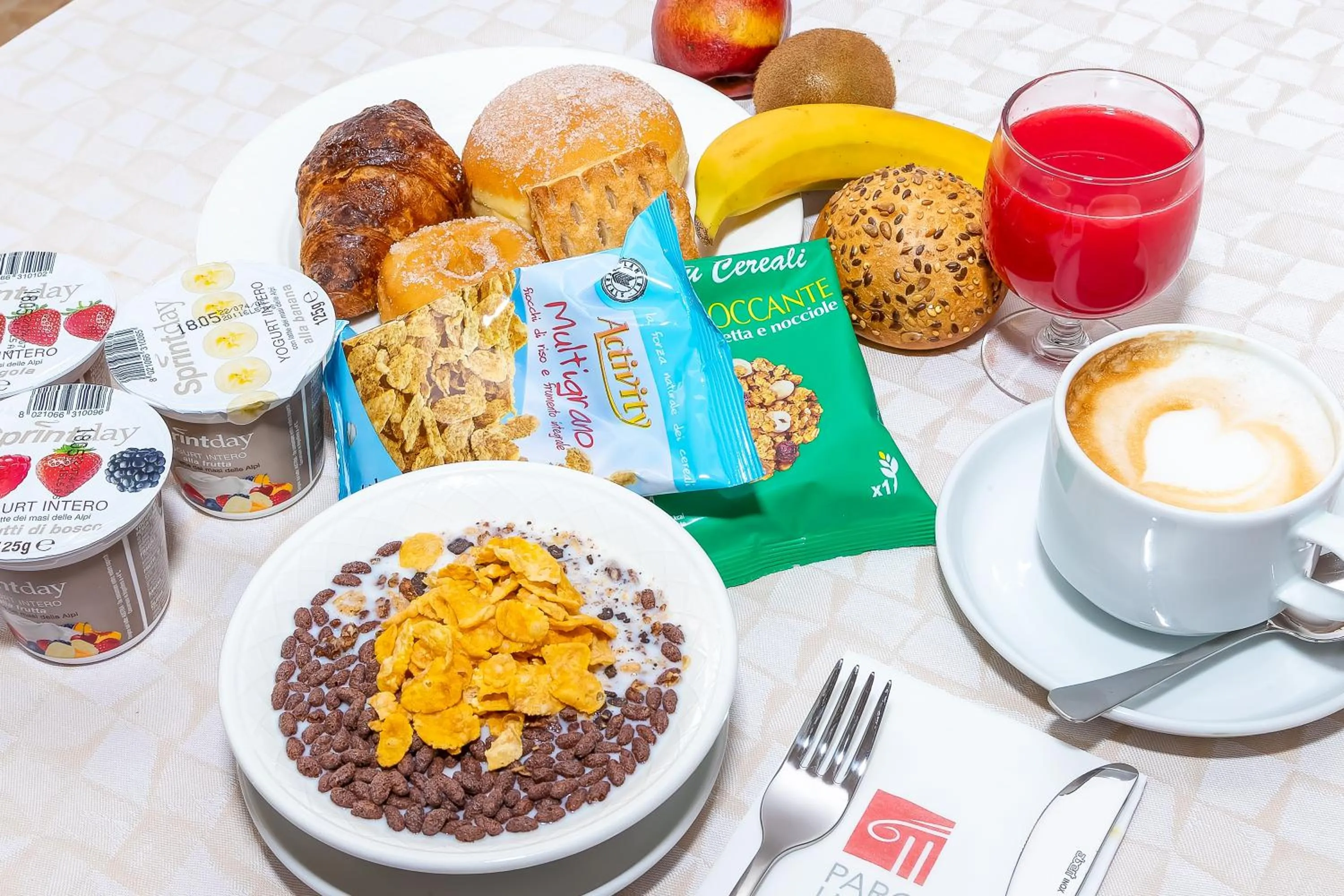 Restaurant/places to eat in Parc Hotel