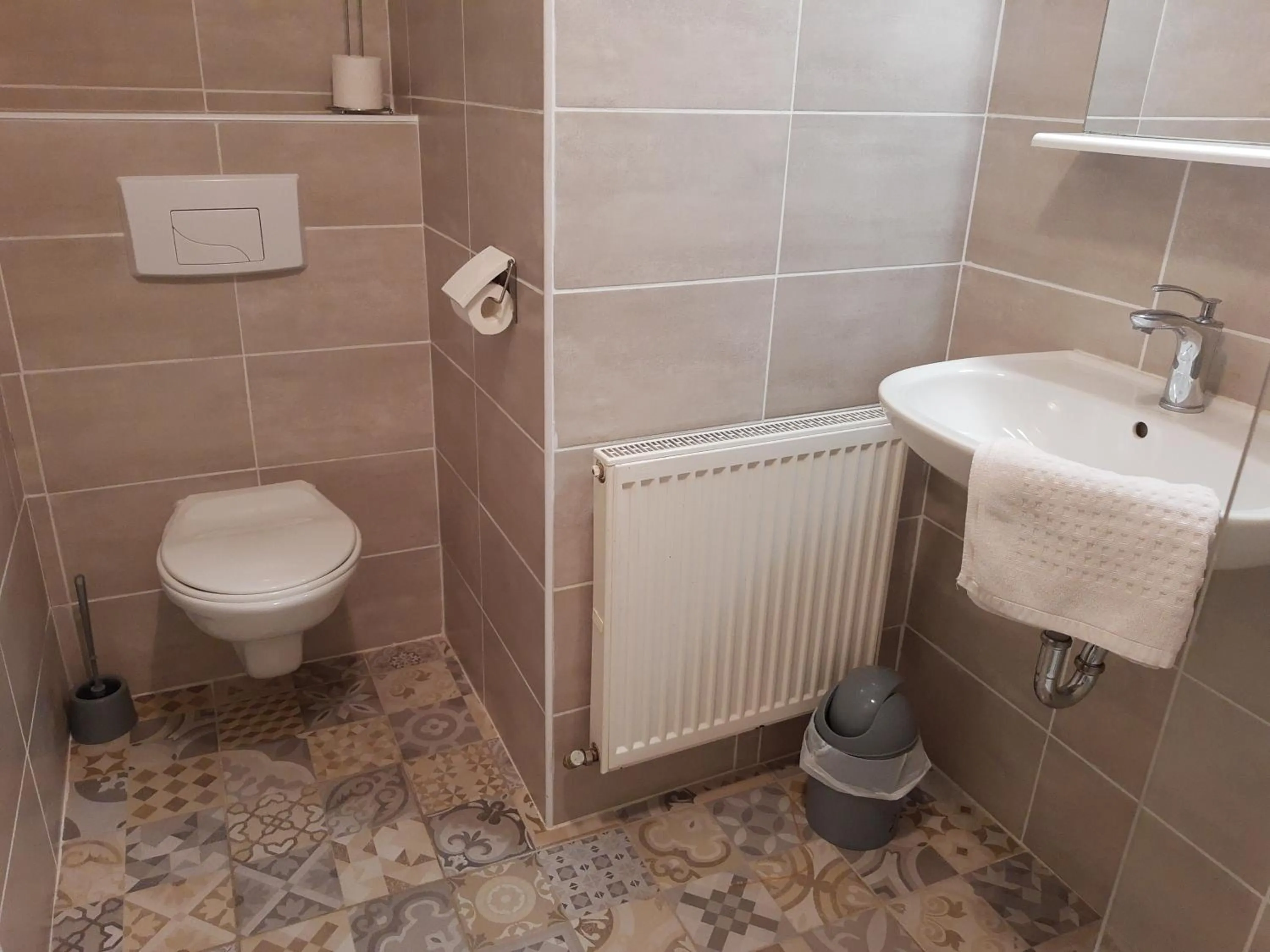 Toilet in Moulin de la Fleuristerie