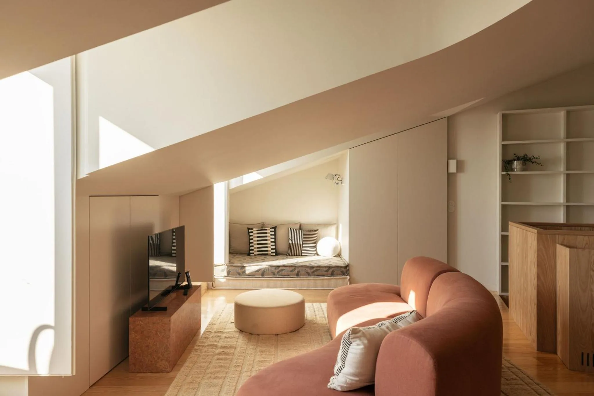 Living room in LIOZ Lisboa