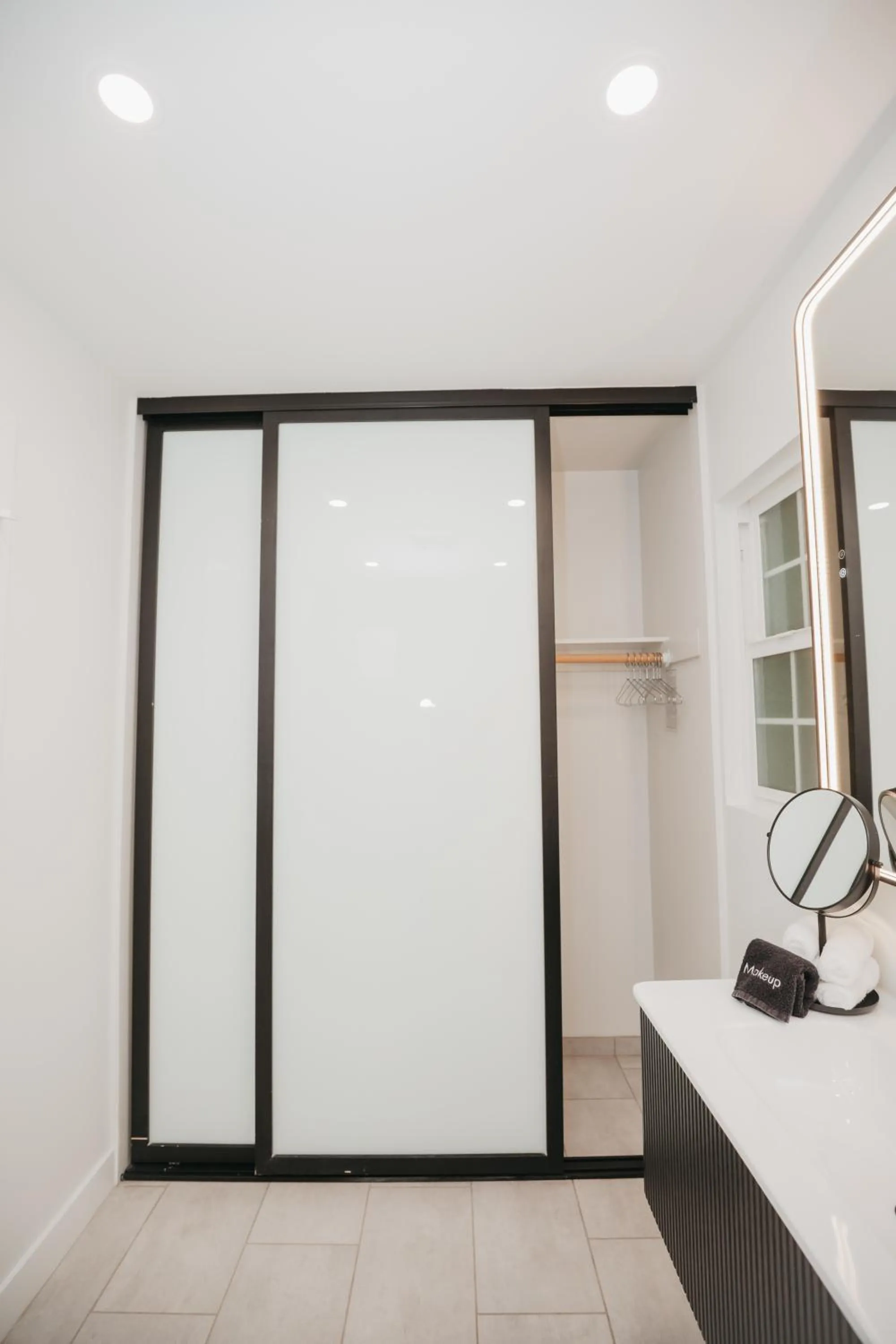 Bathroom, Bed in Casa Palma Hotel & Bungalows