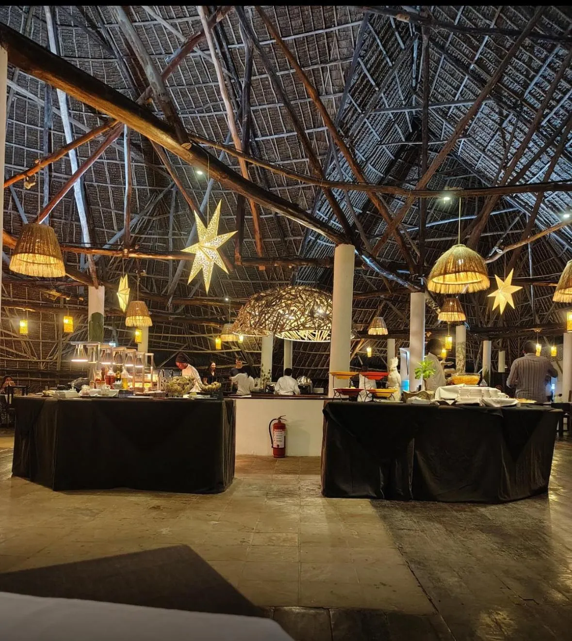 Restaurant/places to eat in Aquarius Club