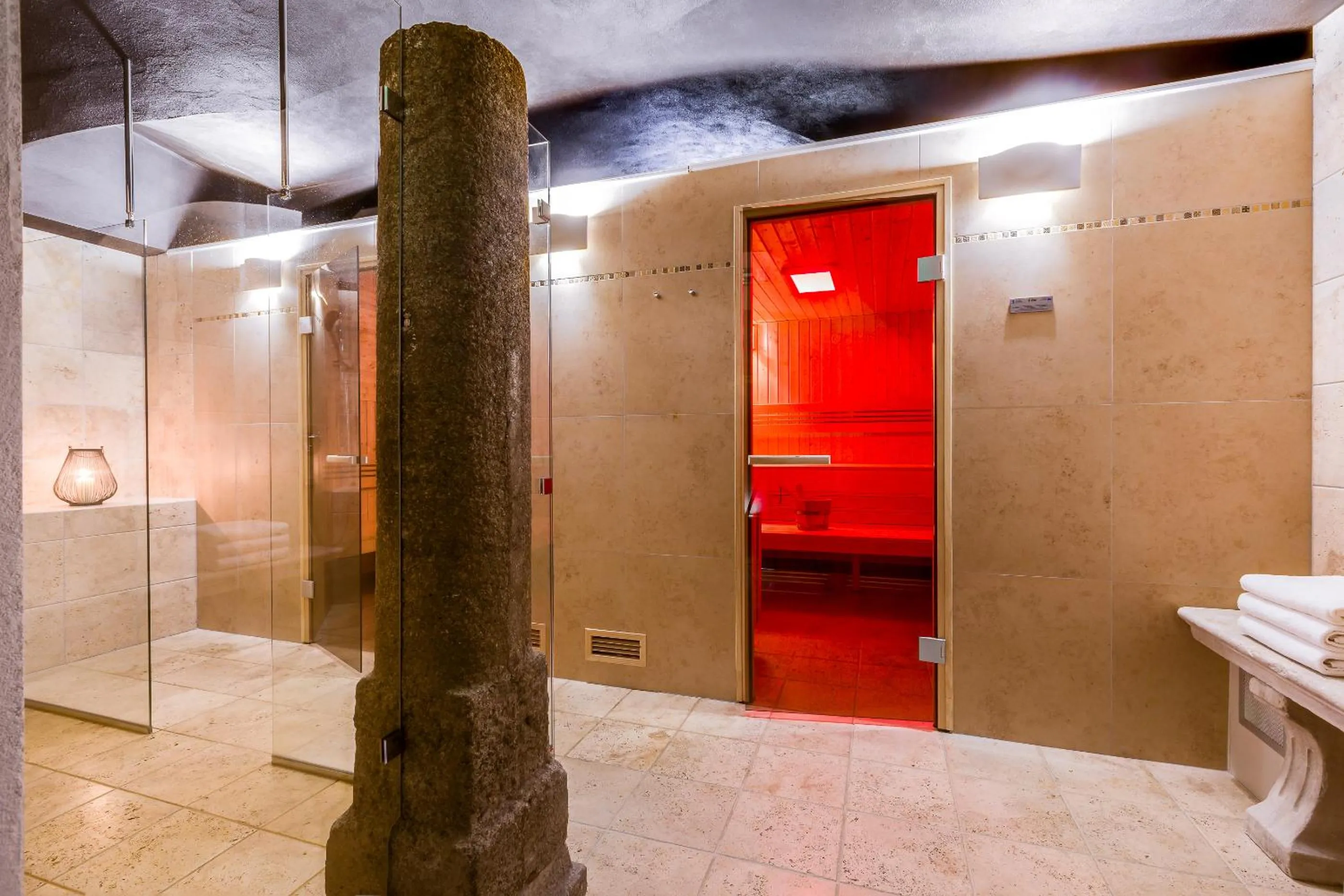 Sauna in Zamek Karpniki Schloss Fischbach