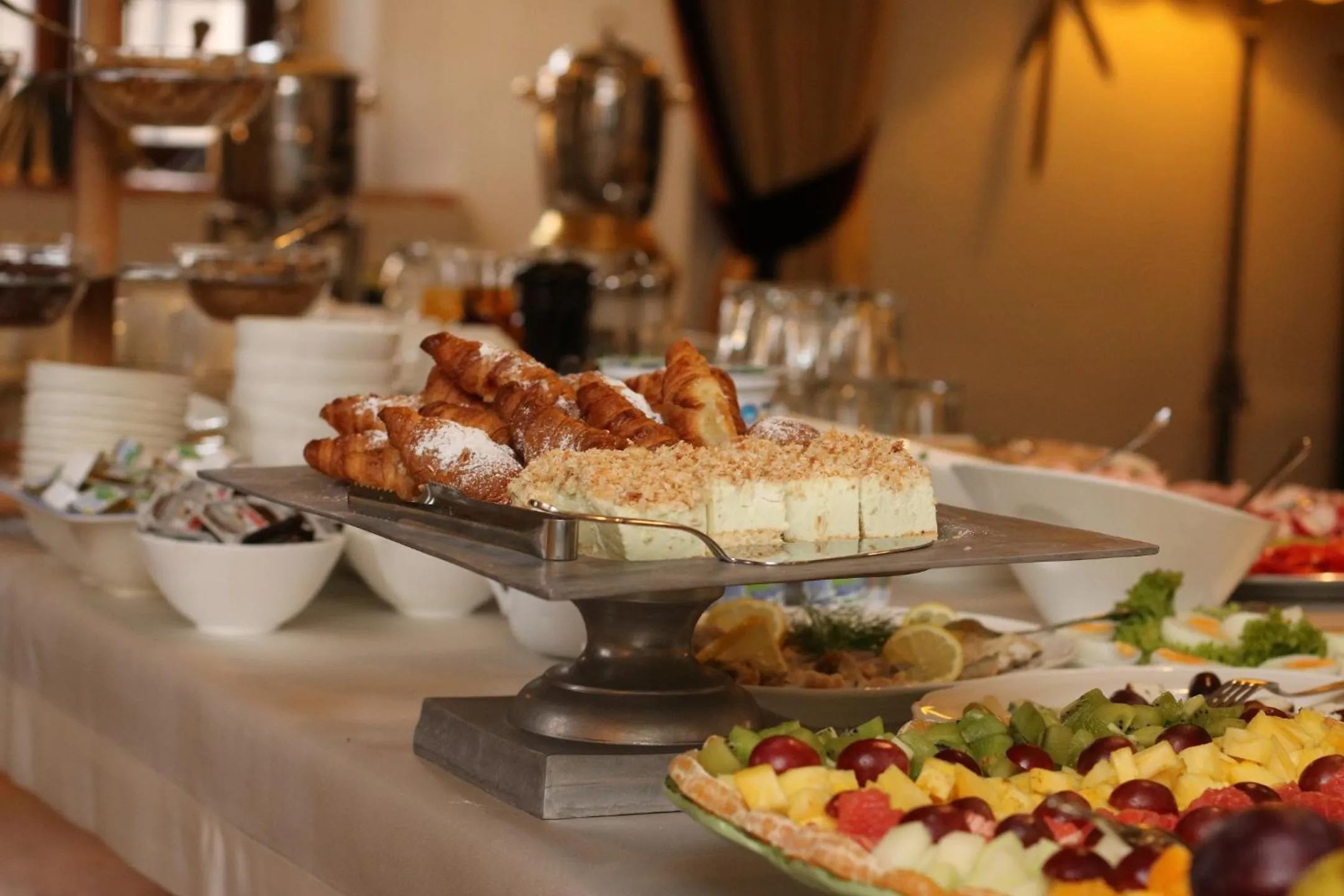 Food close-up in Zamek Karpniki Schloss Fischbach