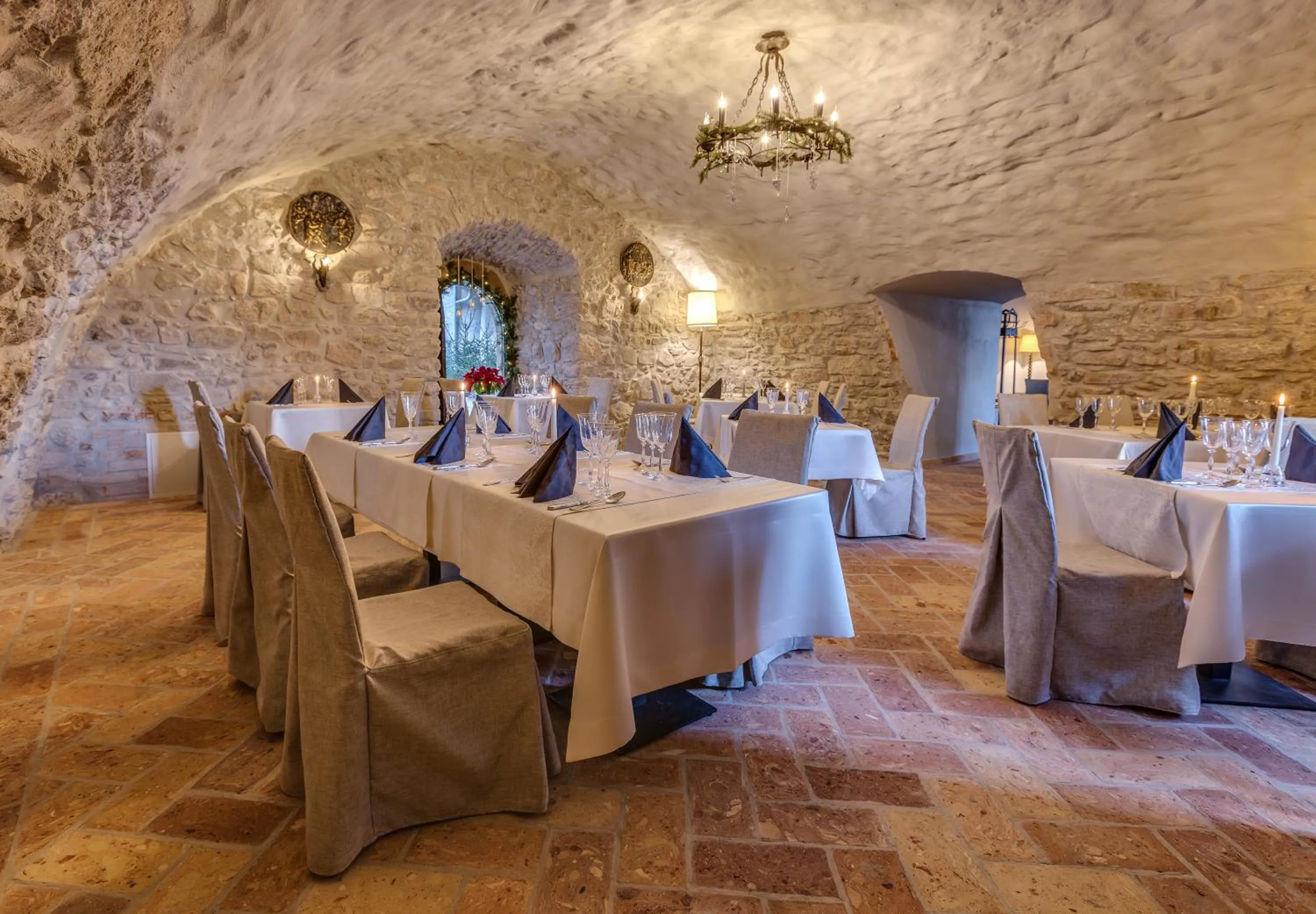 Restaurant/places to eat in Zamek Karpniki Schloss Fischbach