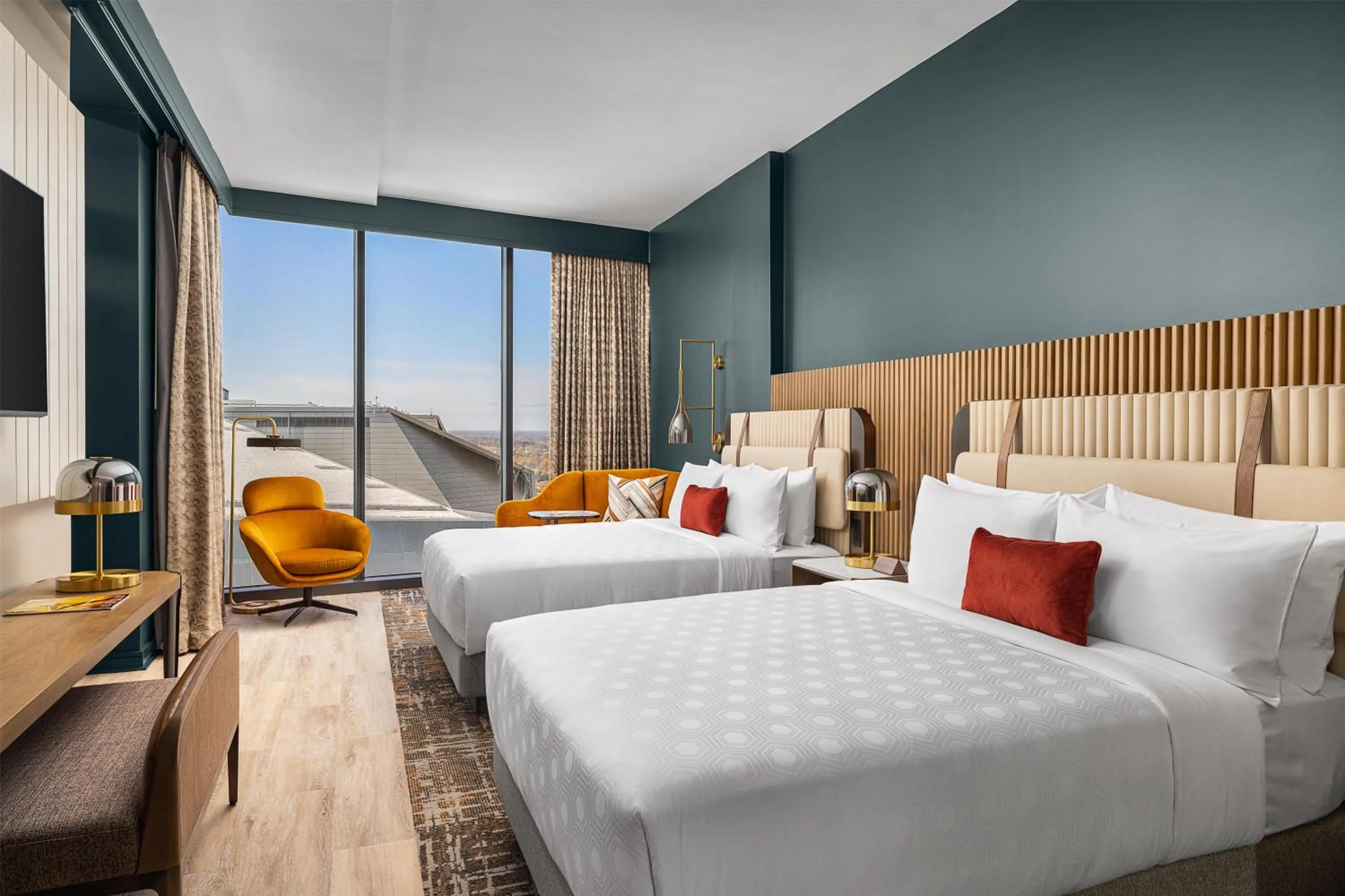 Bedroom, Bed in Hotel Phoenix Atlanta