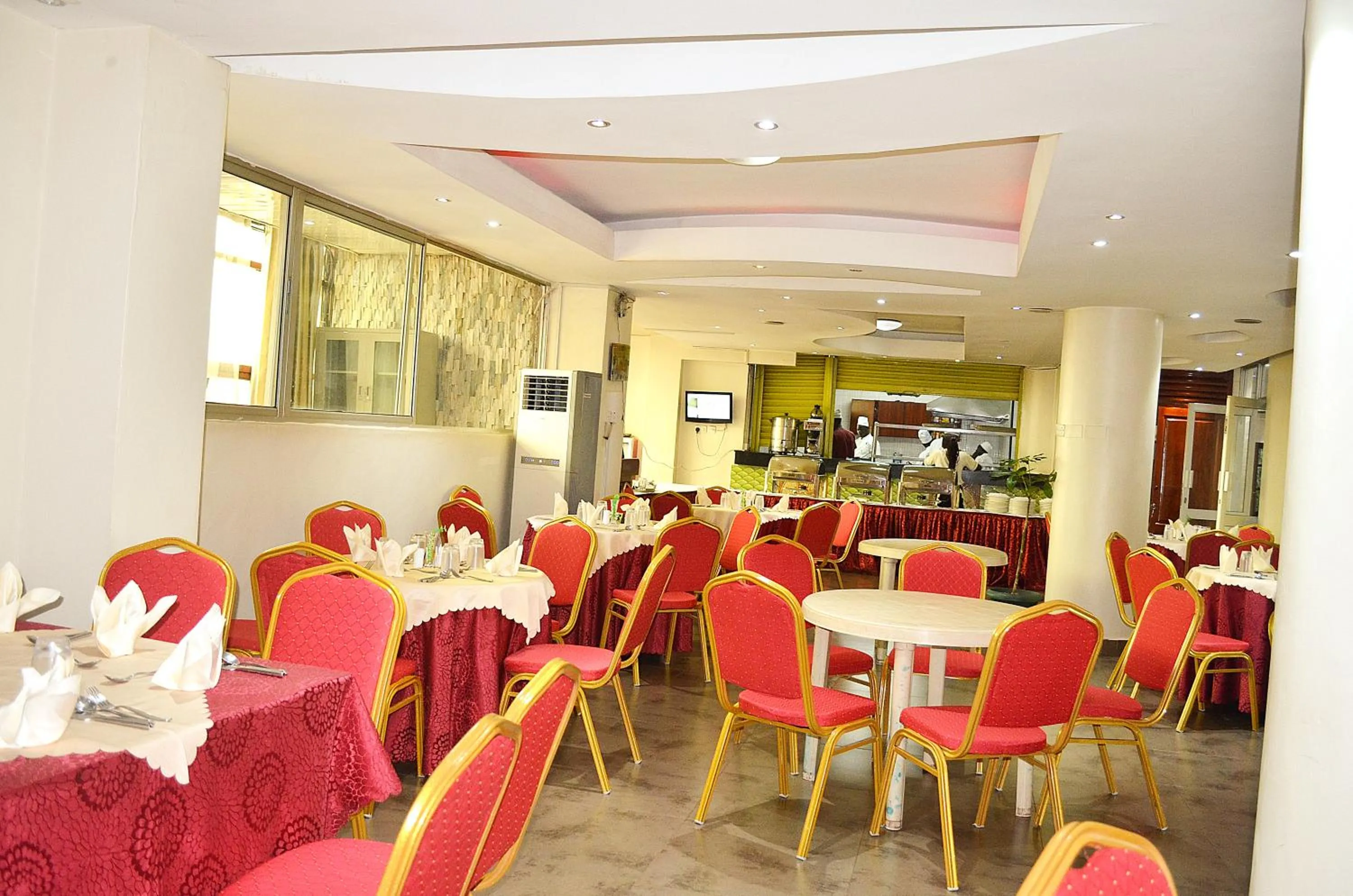 Restaurant/places to eat in Mt. Zion Hotel