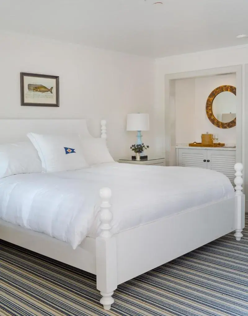 Garden King Room in Baron's Cove Garden King Room in Baron's Cove