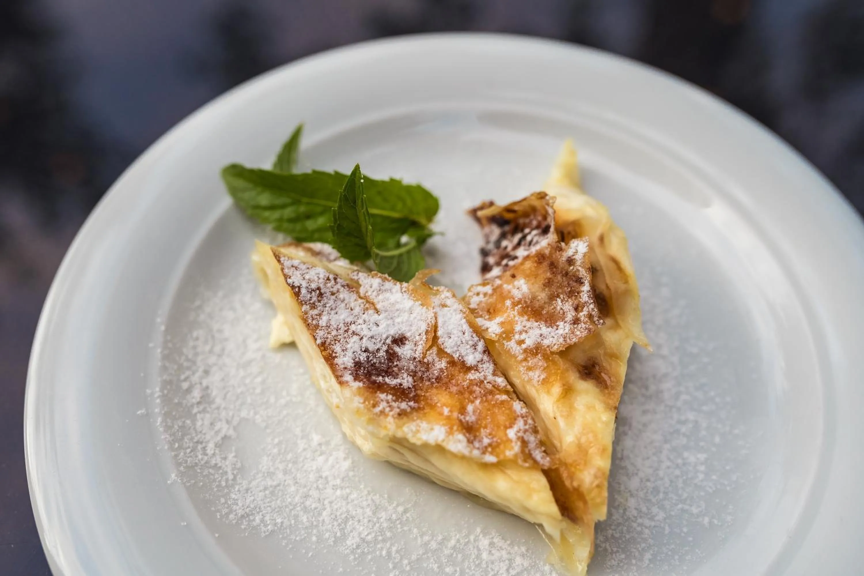 Food in Hotel Apollo