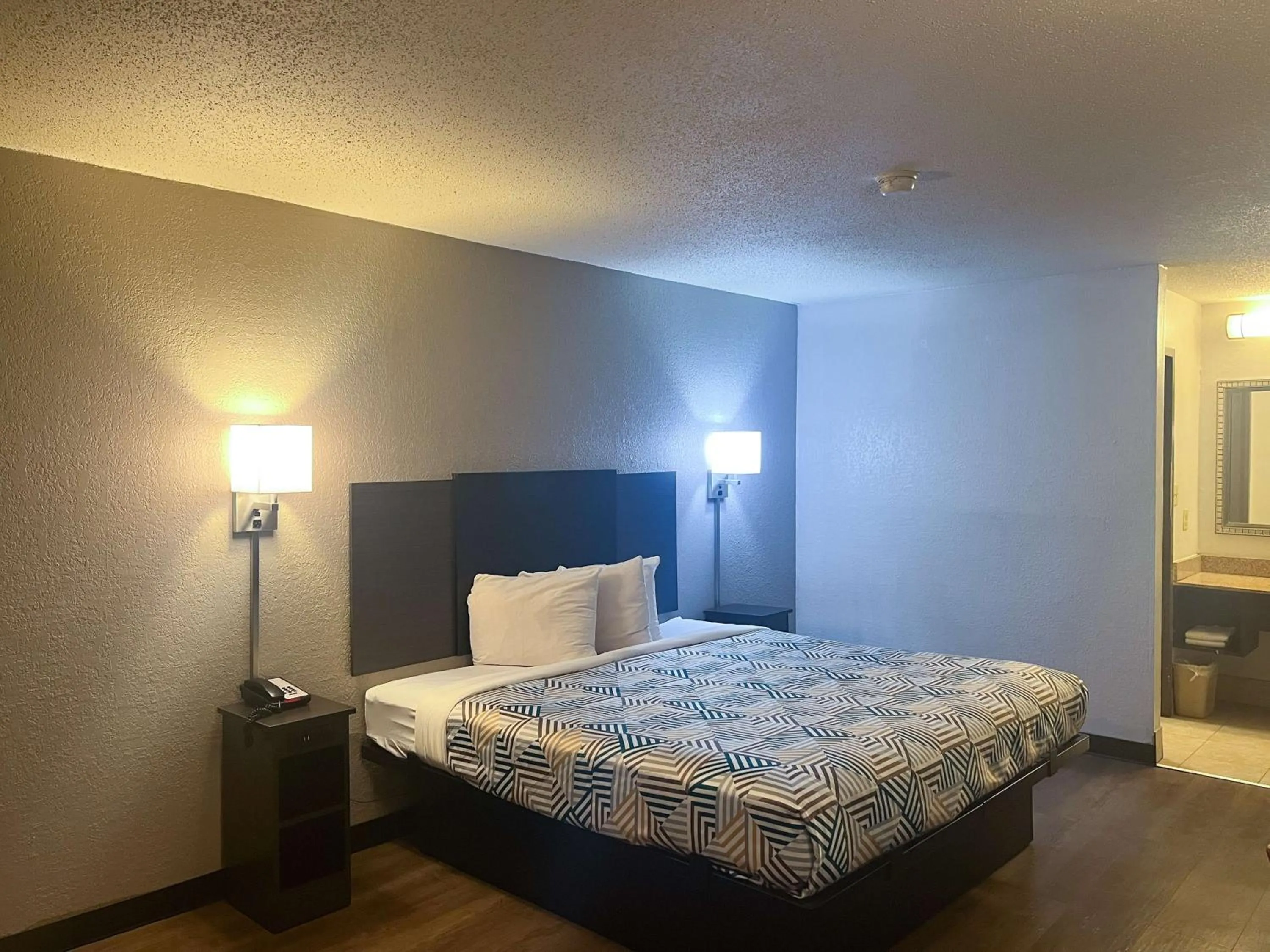 Studio 6 Montgomery AL Eastern Blvd.