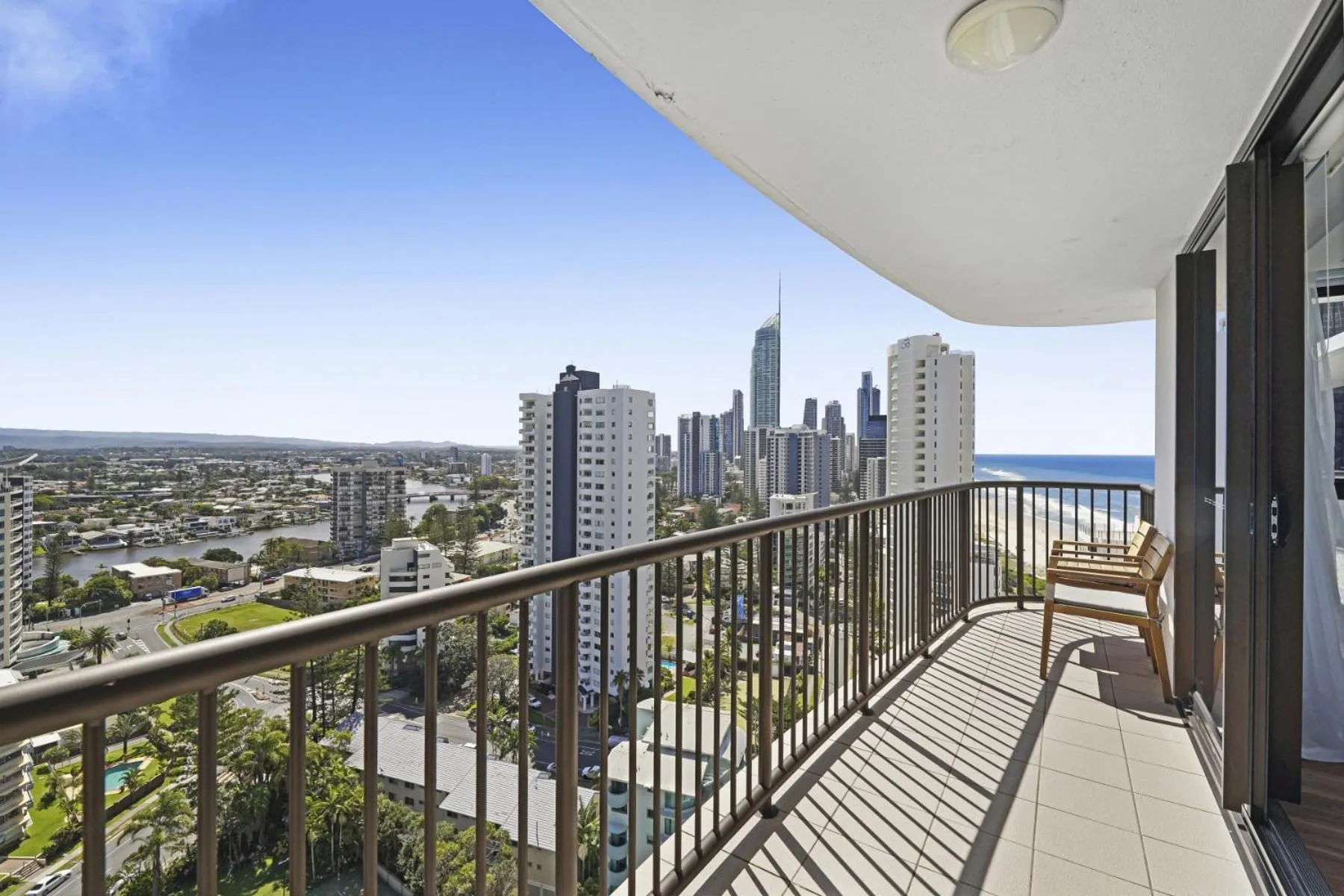 Balcony/Terrace in Surfers Aquarius on the Beach