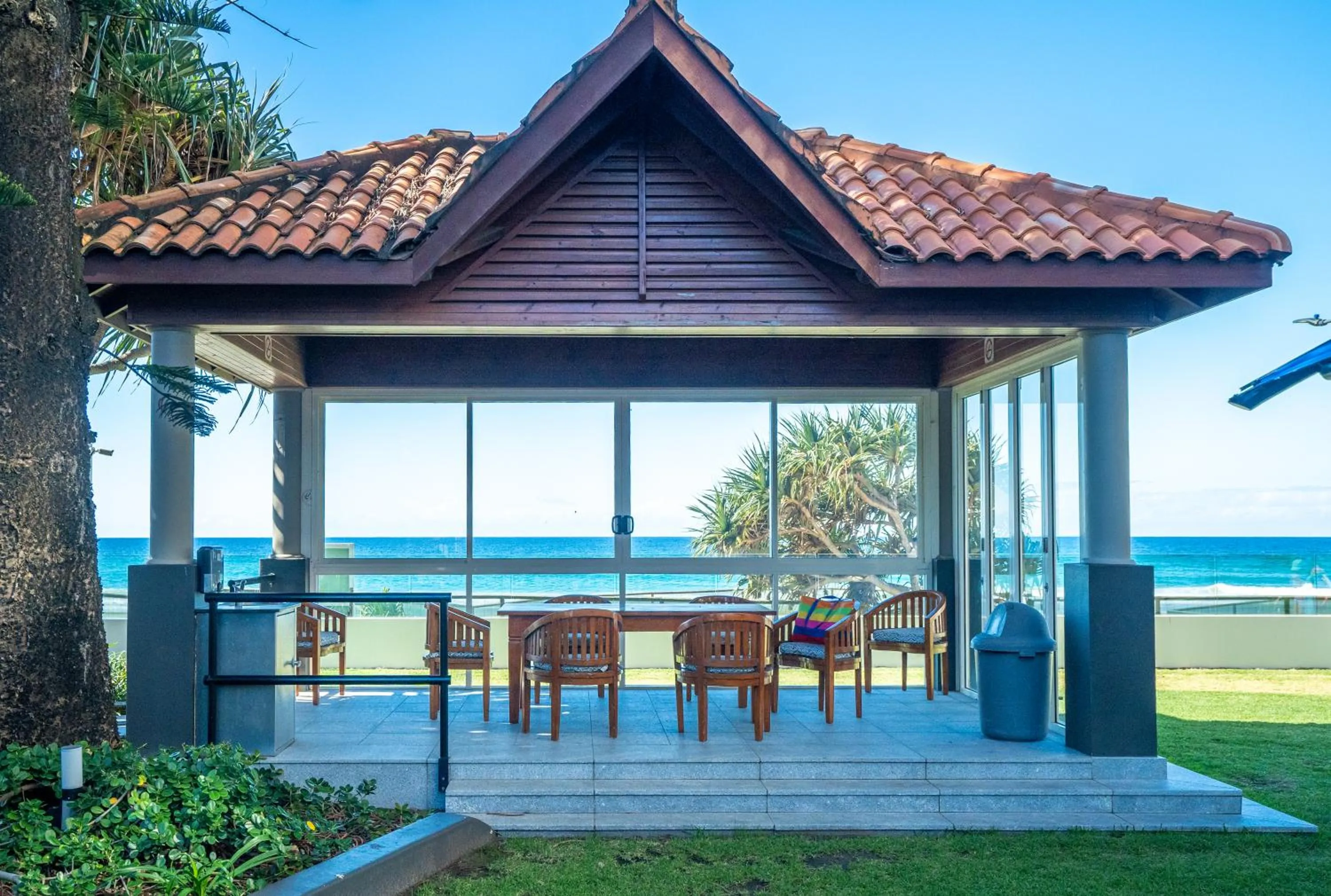 Balcony/Terrace in Surfers Aquarius on the Beach