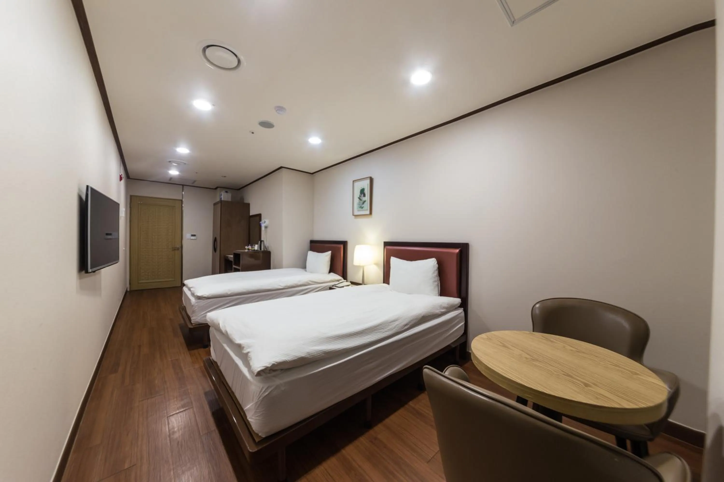 Bed in Youngbin Hotel