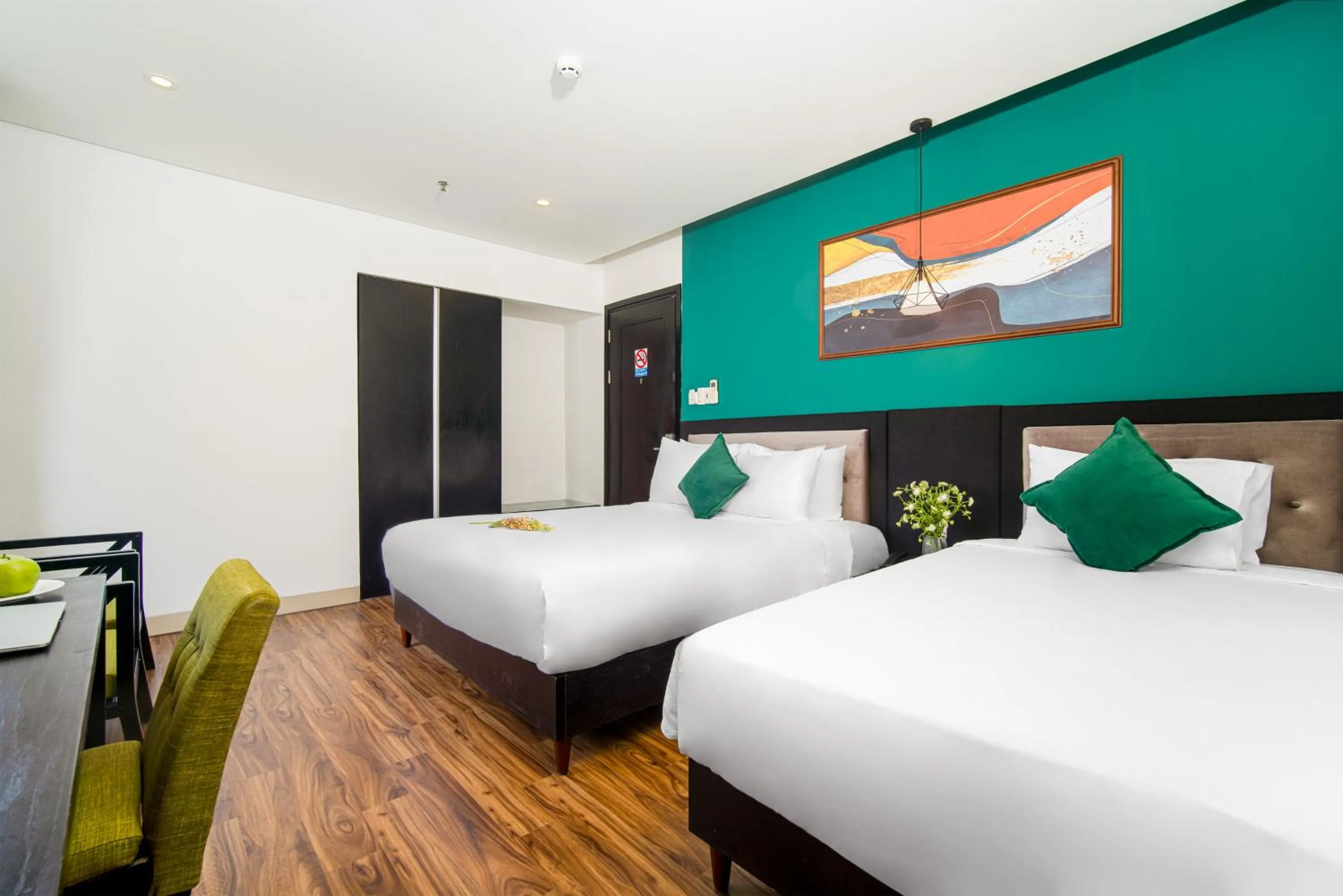 Bed in Golden Star Hotel by THG