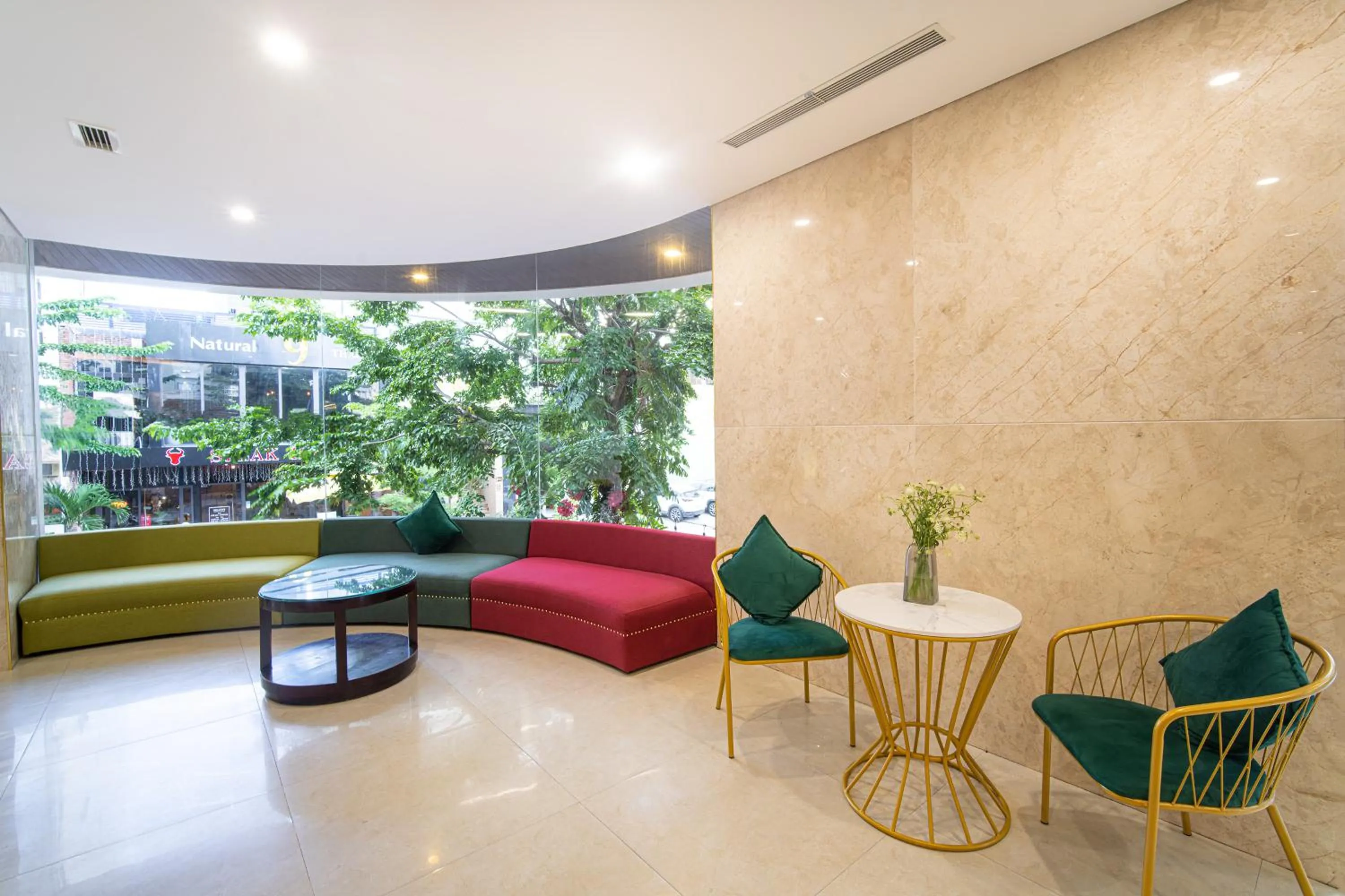 Living room in Golden Star Hotel by THG