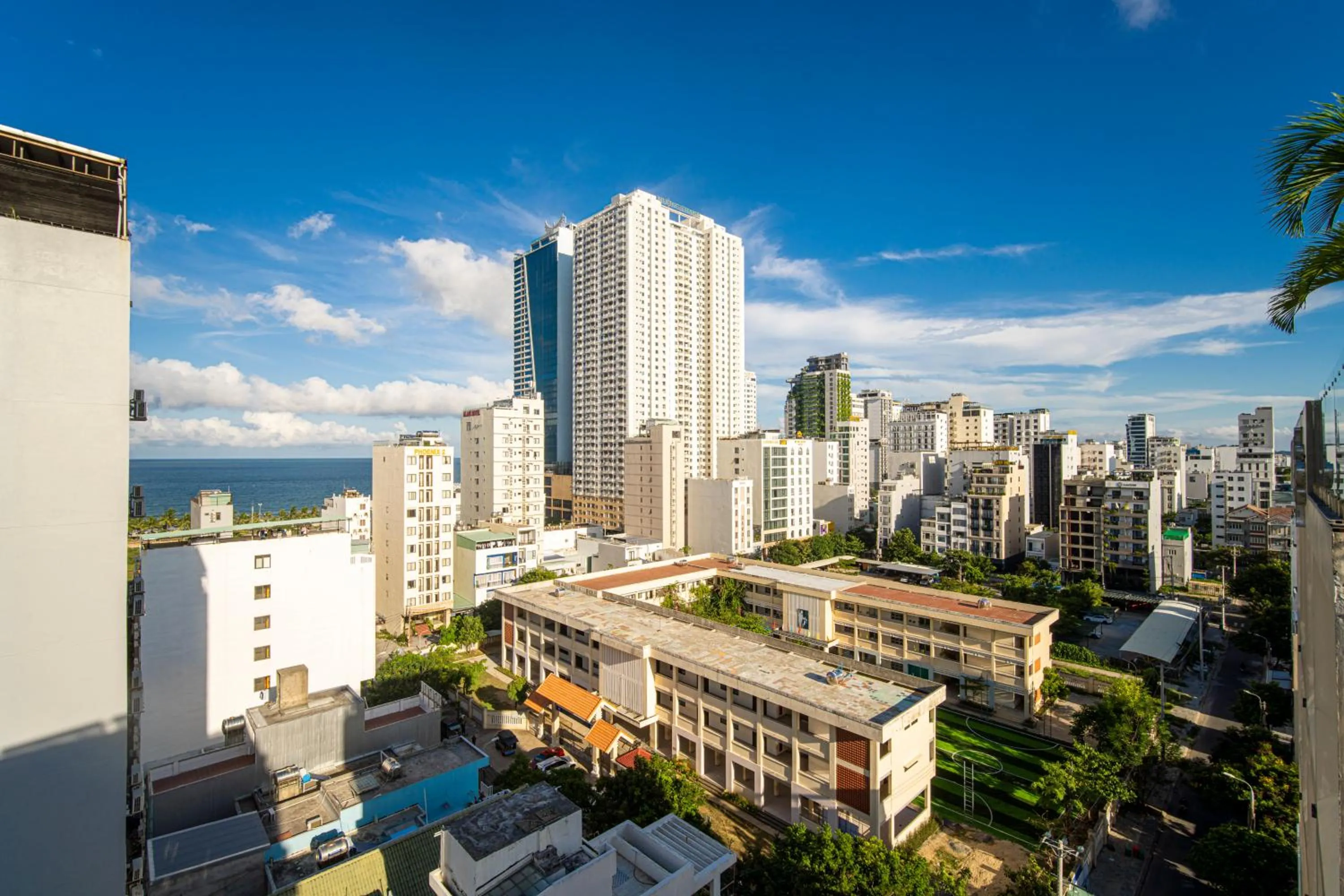 Balcony/Terrace in Golden Star Hotel by THG