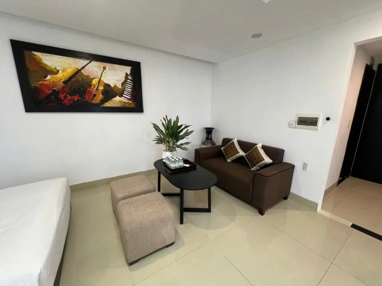 Bed in Golden Star Hotel by THG