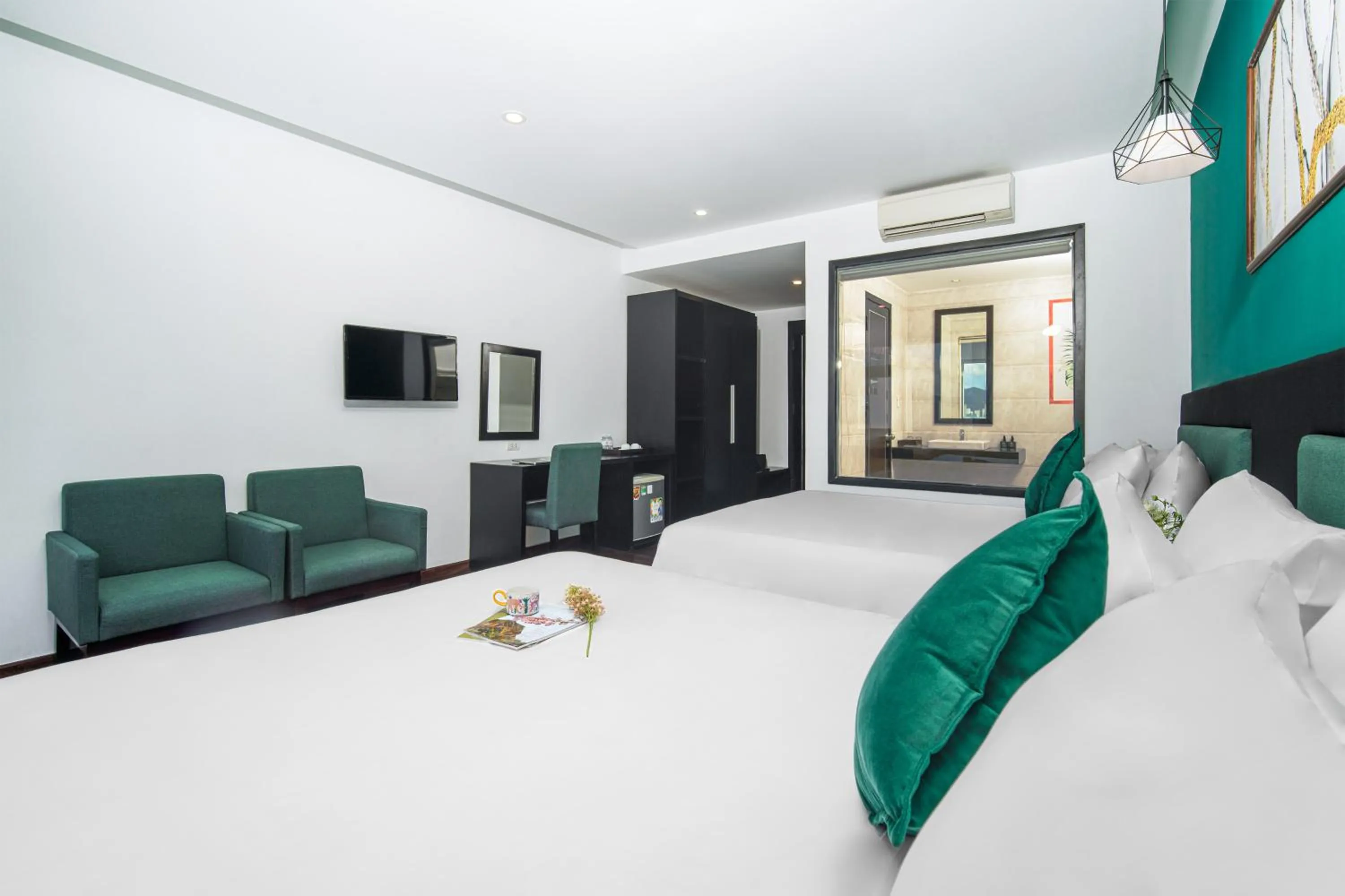 Communal lounge/ TV room, Bed in Golden Star Hotel by THG