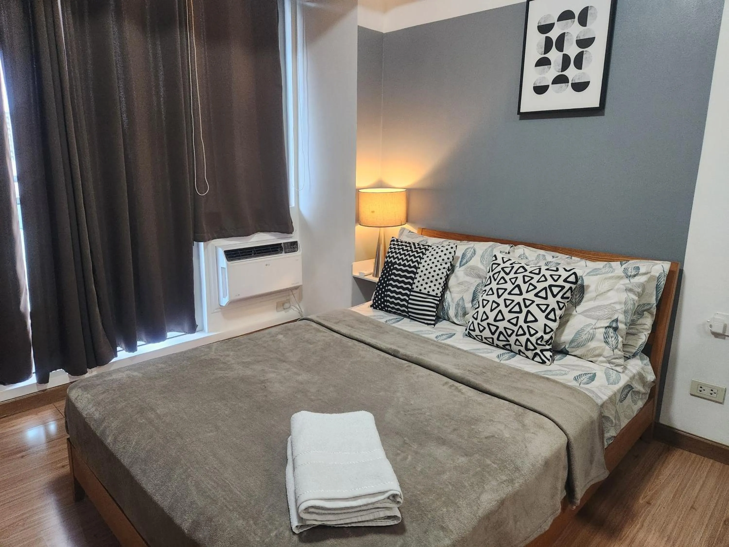 Bed in Azure Staycation Philippines by AMRS Near Manila International Airport