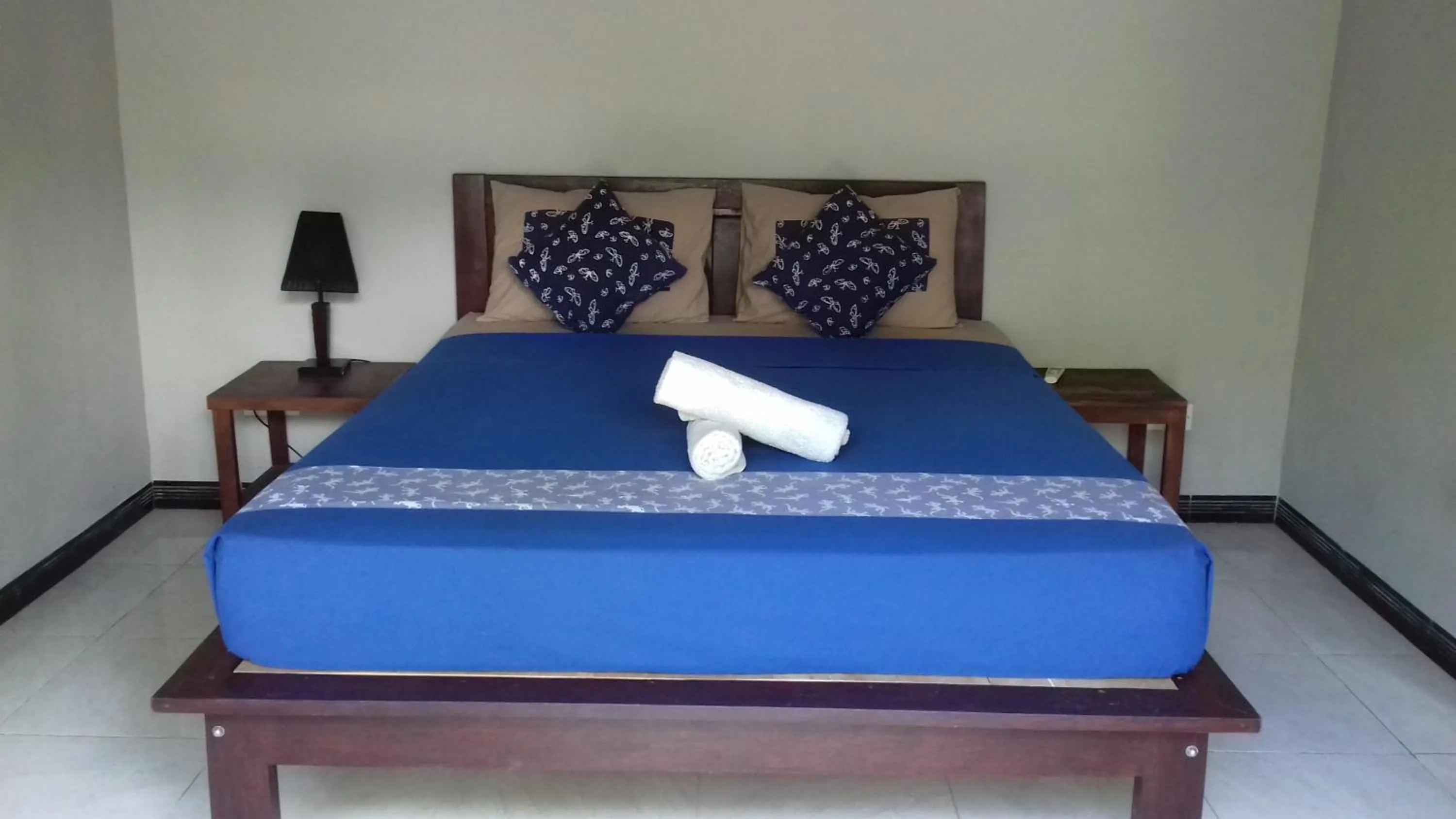 Off site, Bed in Kawans Inn Lembongan