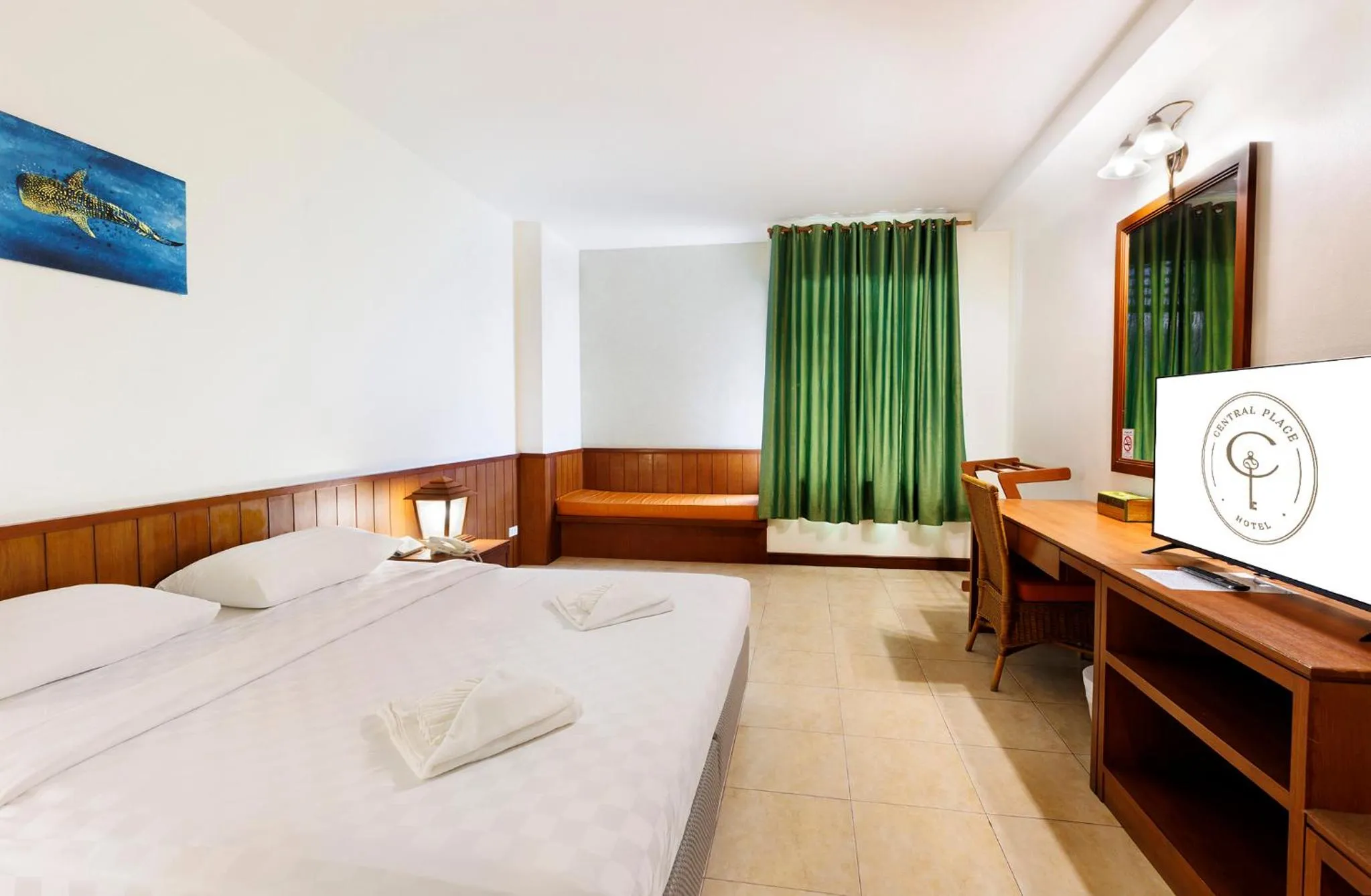 Bed in Central Place Hotel