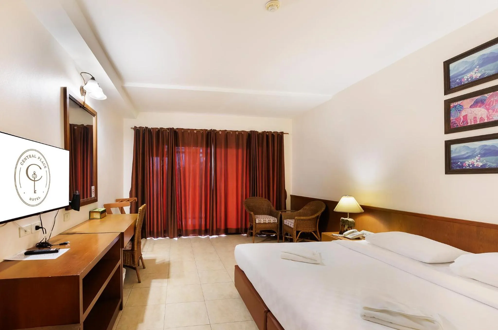 Photo of the whole room, Bed in Central Place Hotel