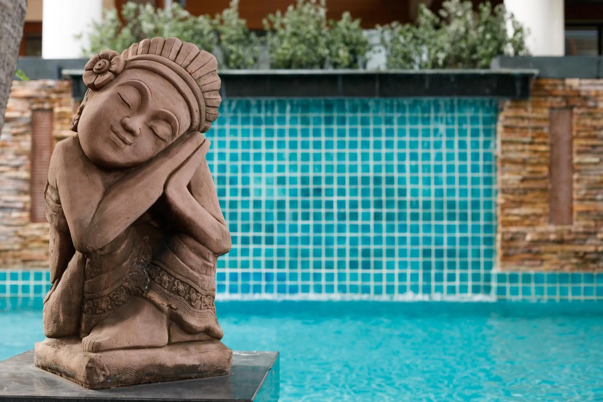 Swimming pool in Central Place Hotel