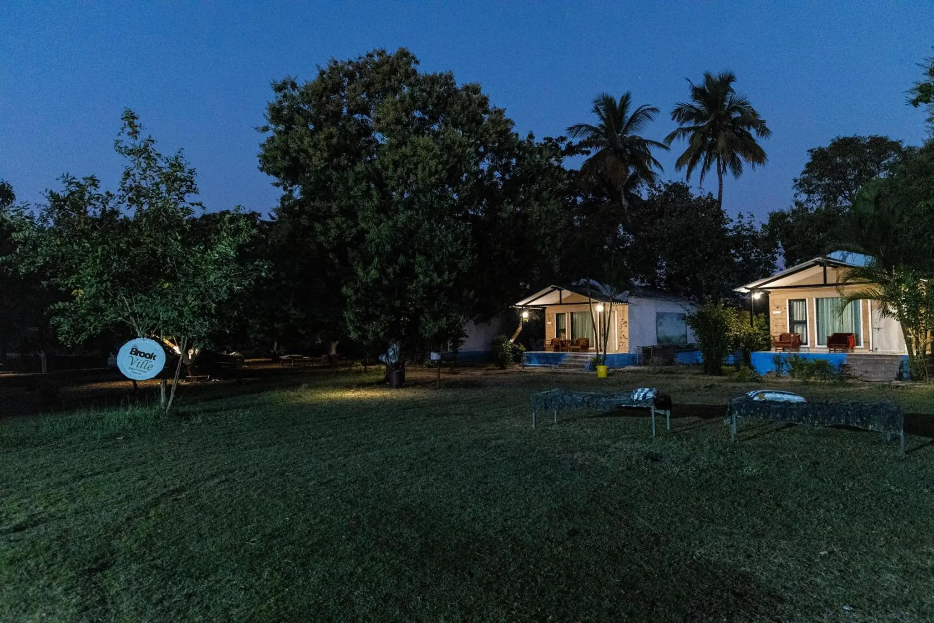 Property building in Gir County Resort Property building in Gir County Resort