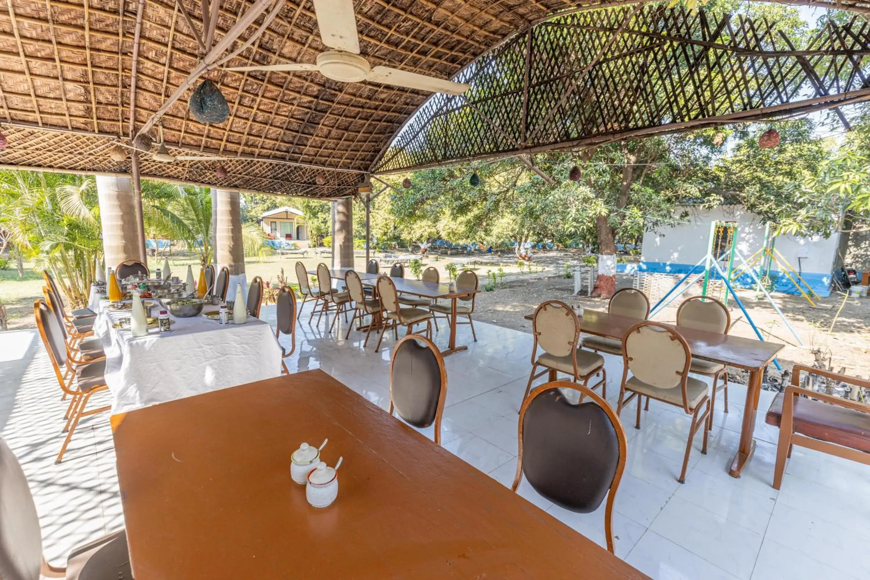 Restaurant/places to eat in Gir County Resort Restaurant/places to eat in Gir County Resort