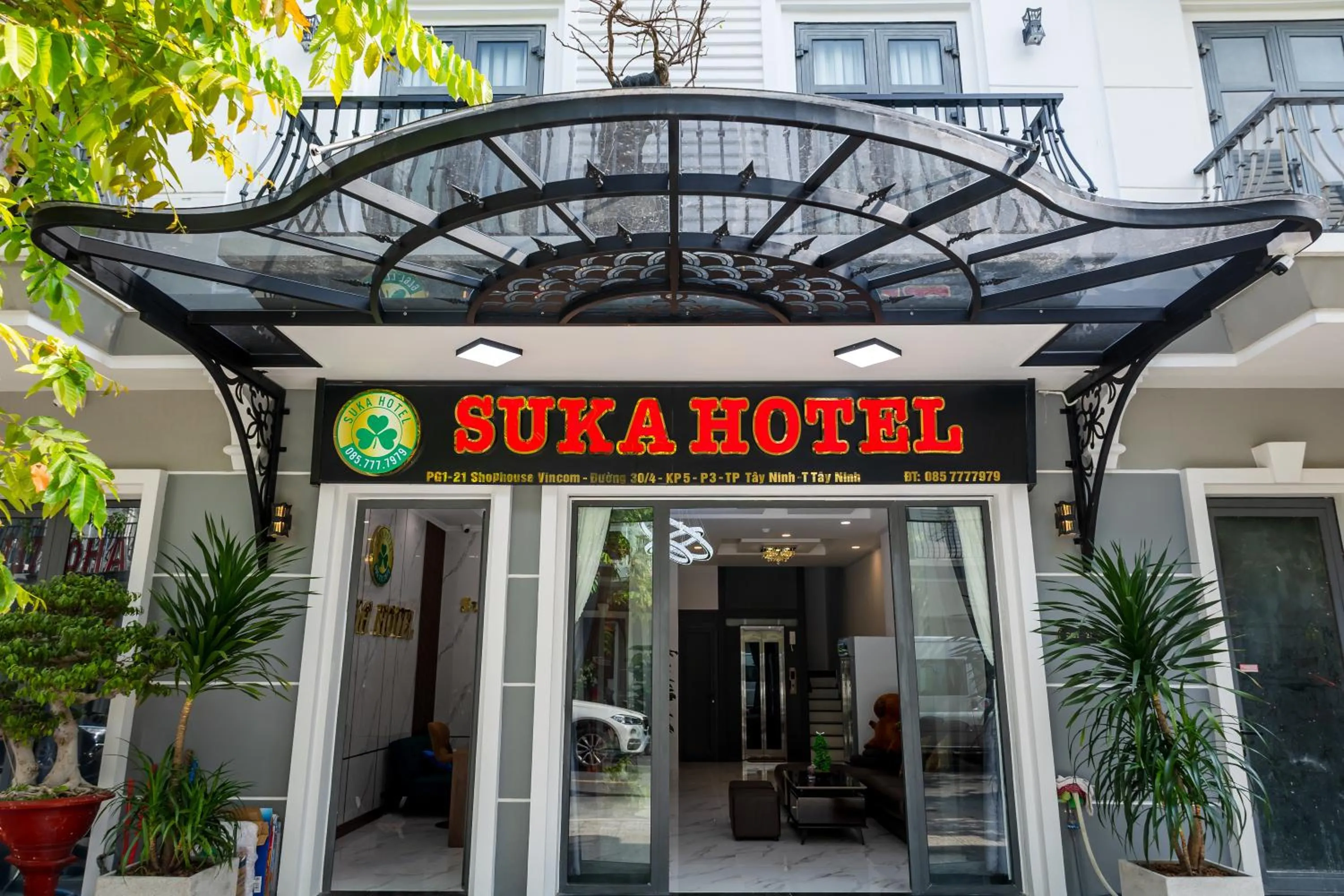 Property building in Suka Hotel