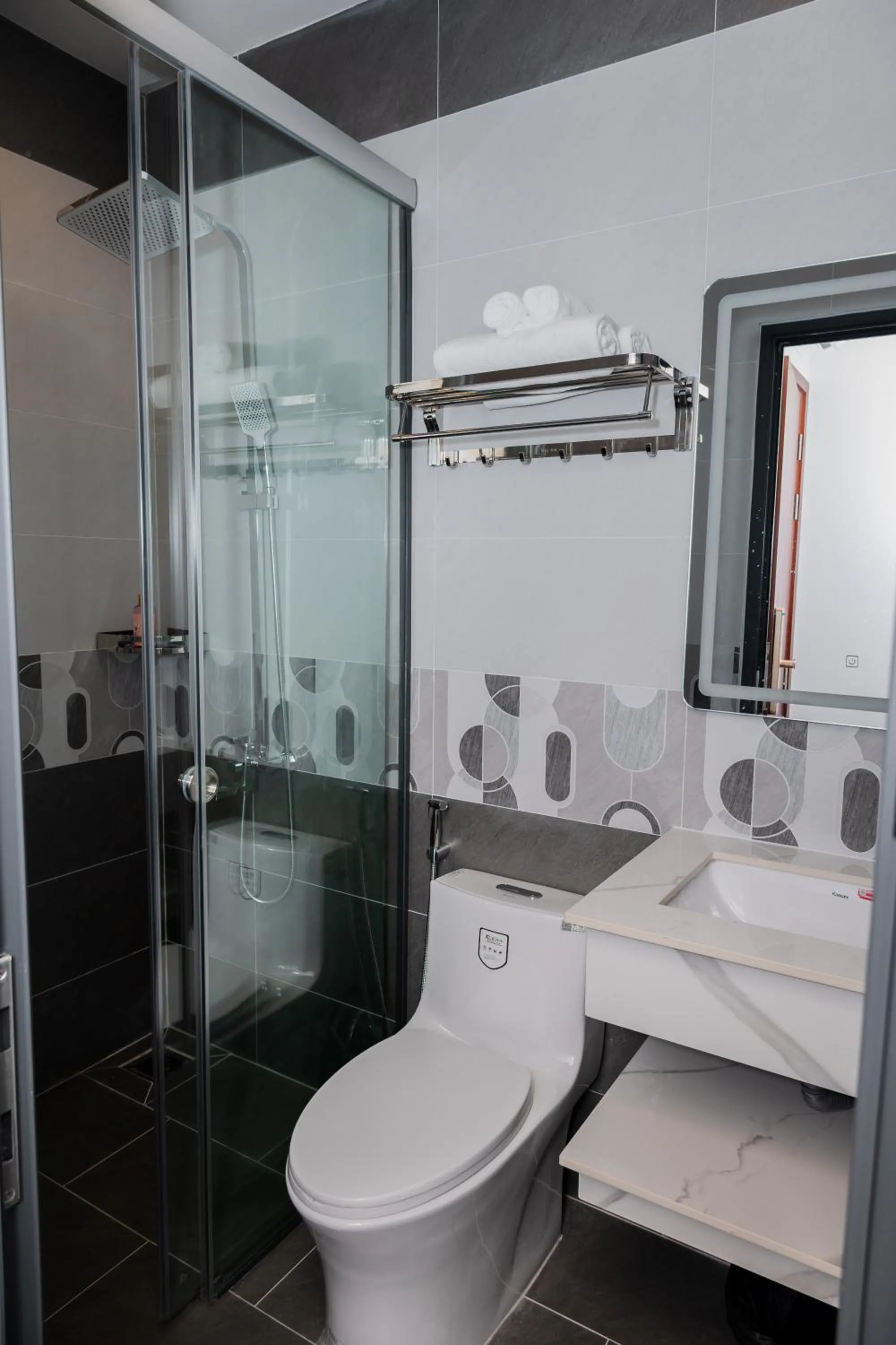 Toilet in Suka Hotel