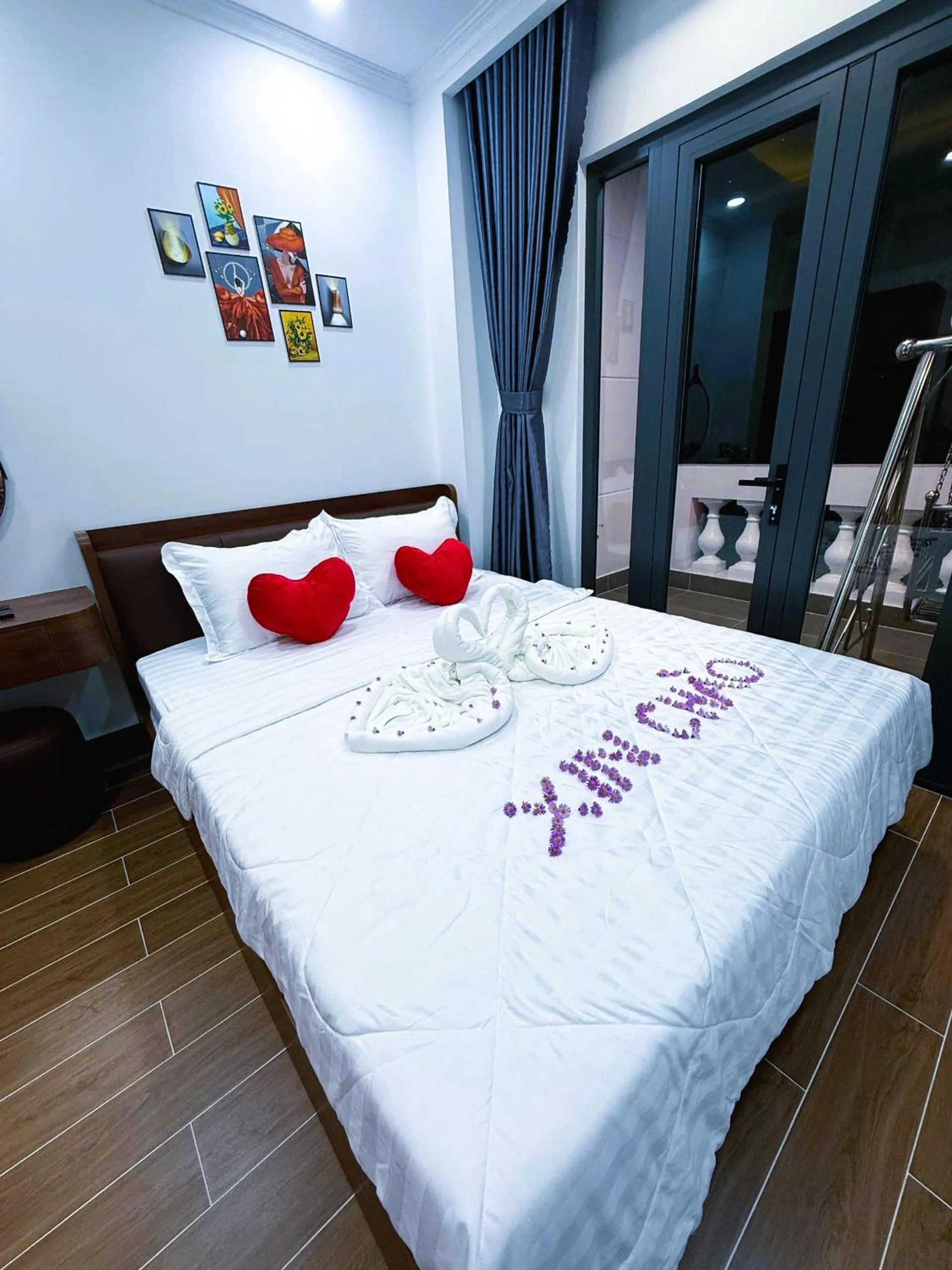 Bed in Suka Hotel