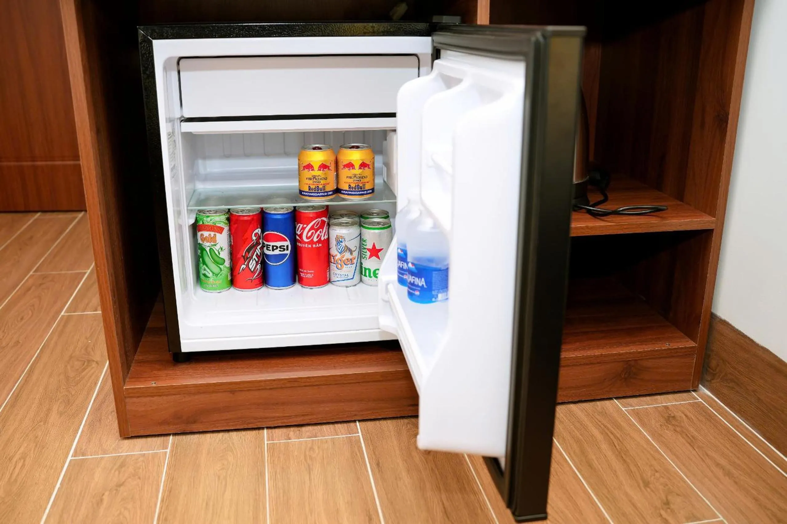 minibar in Suka Hotel