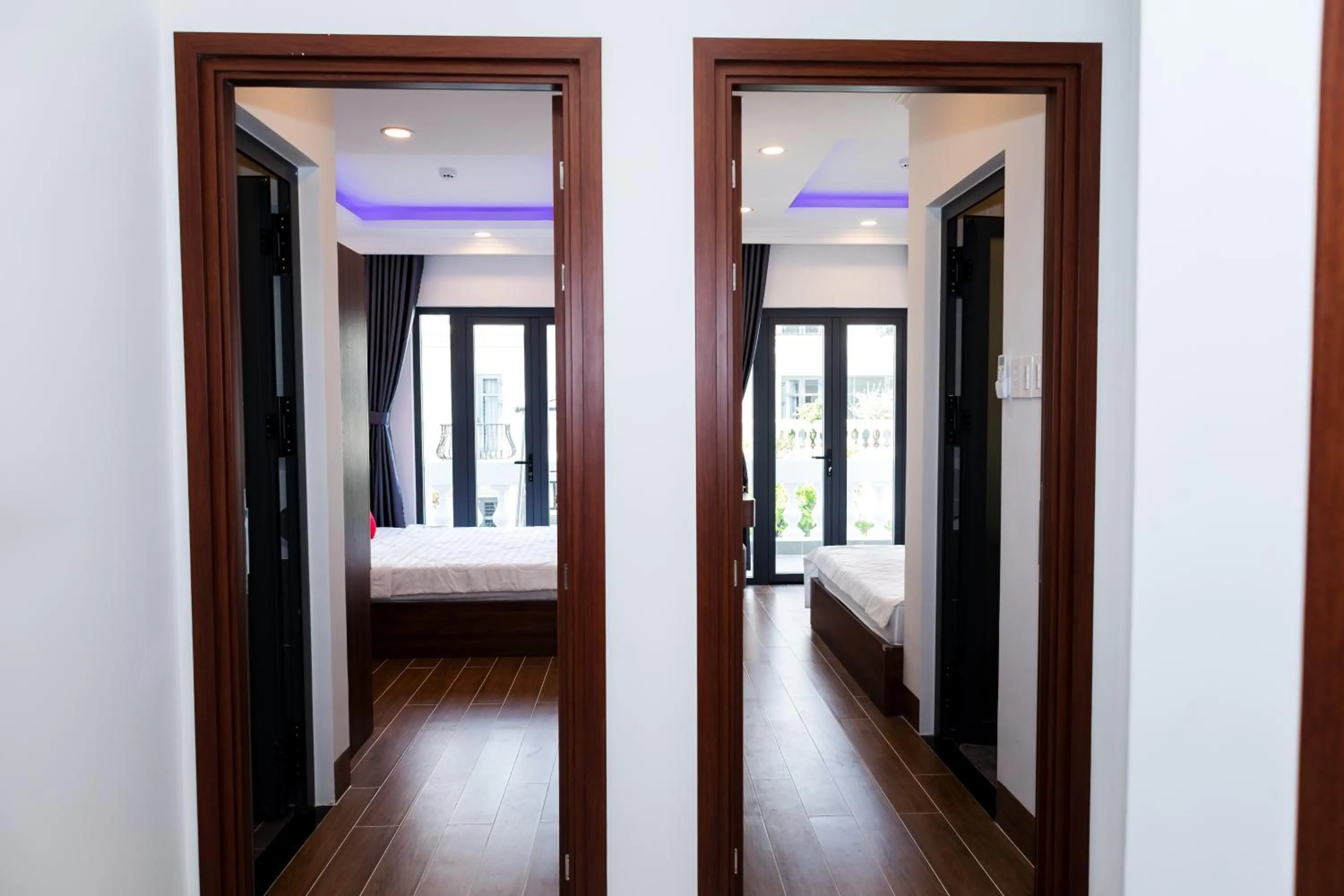 Photo of the whole room, Bed in Suka Hotel