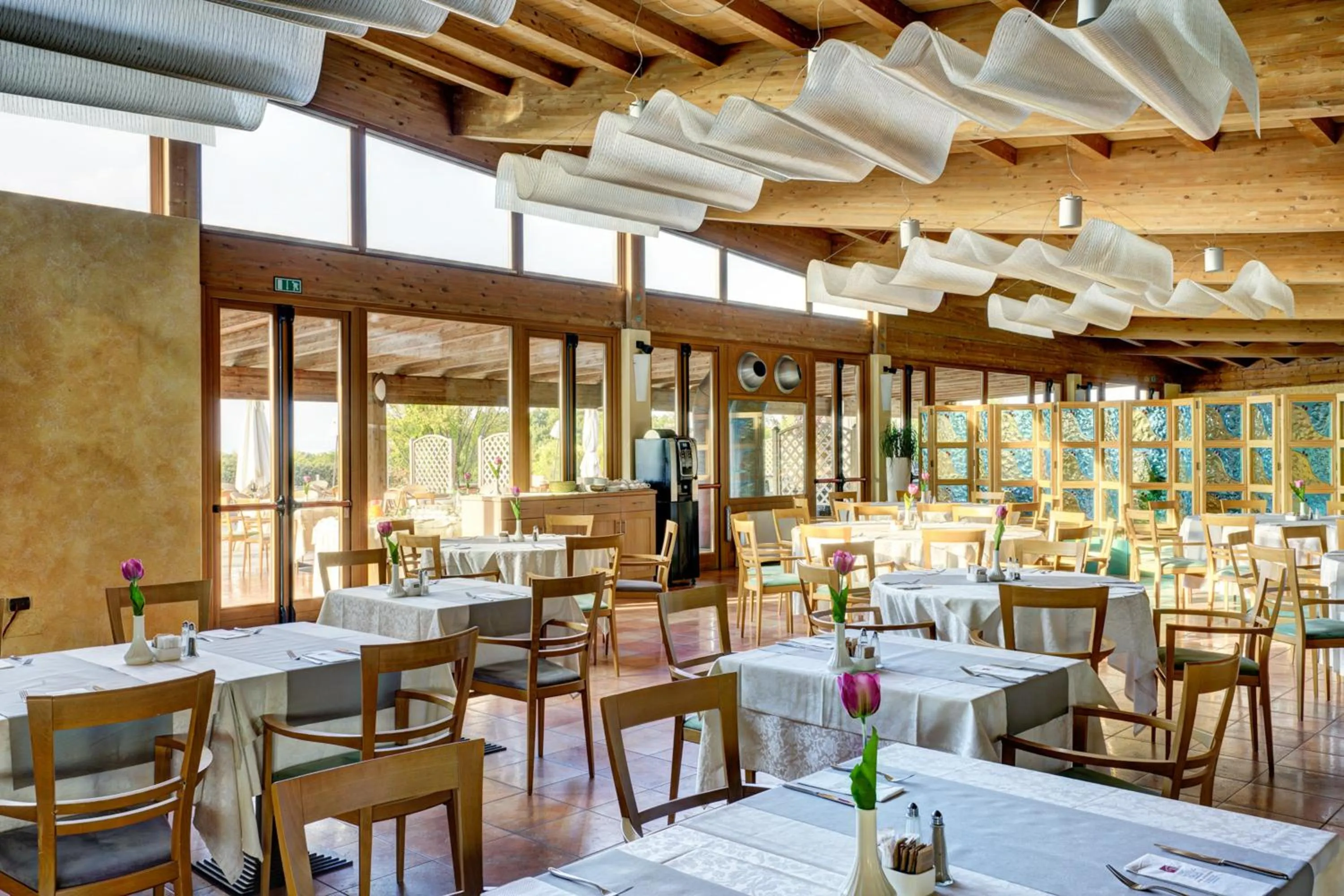 Restaurant/places to eat in Golf Residenza
